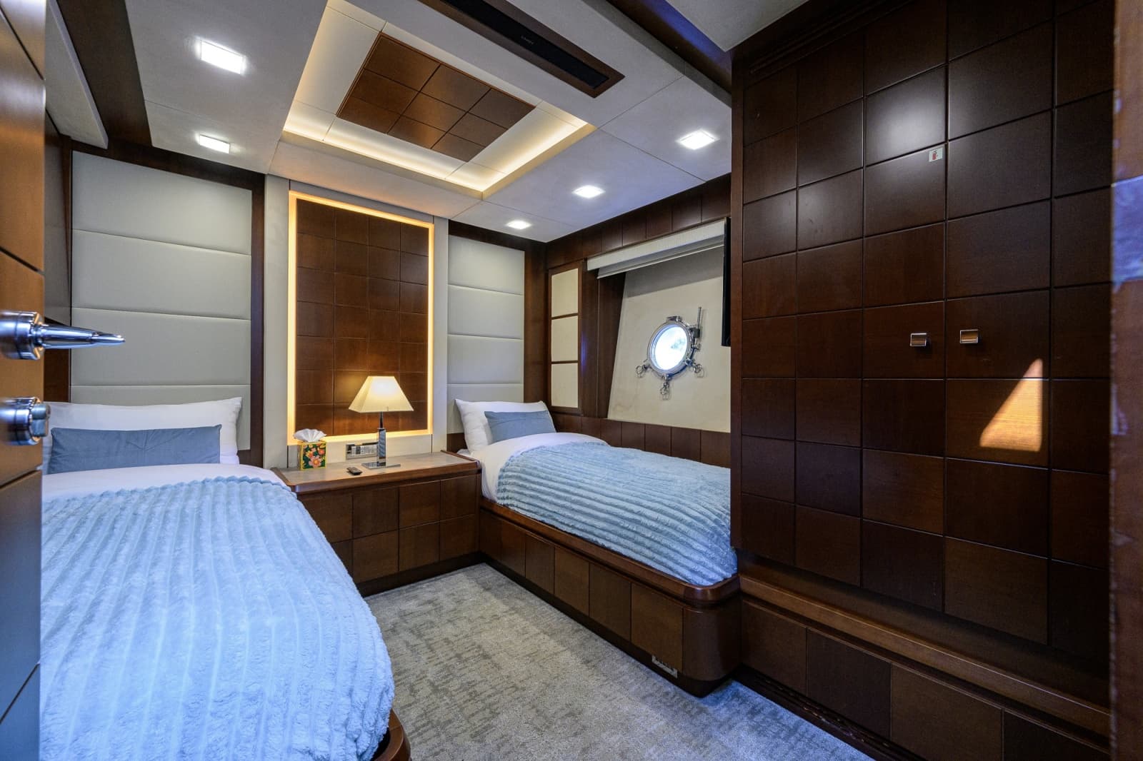 2008 Azimut Flybridge - Photo 23