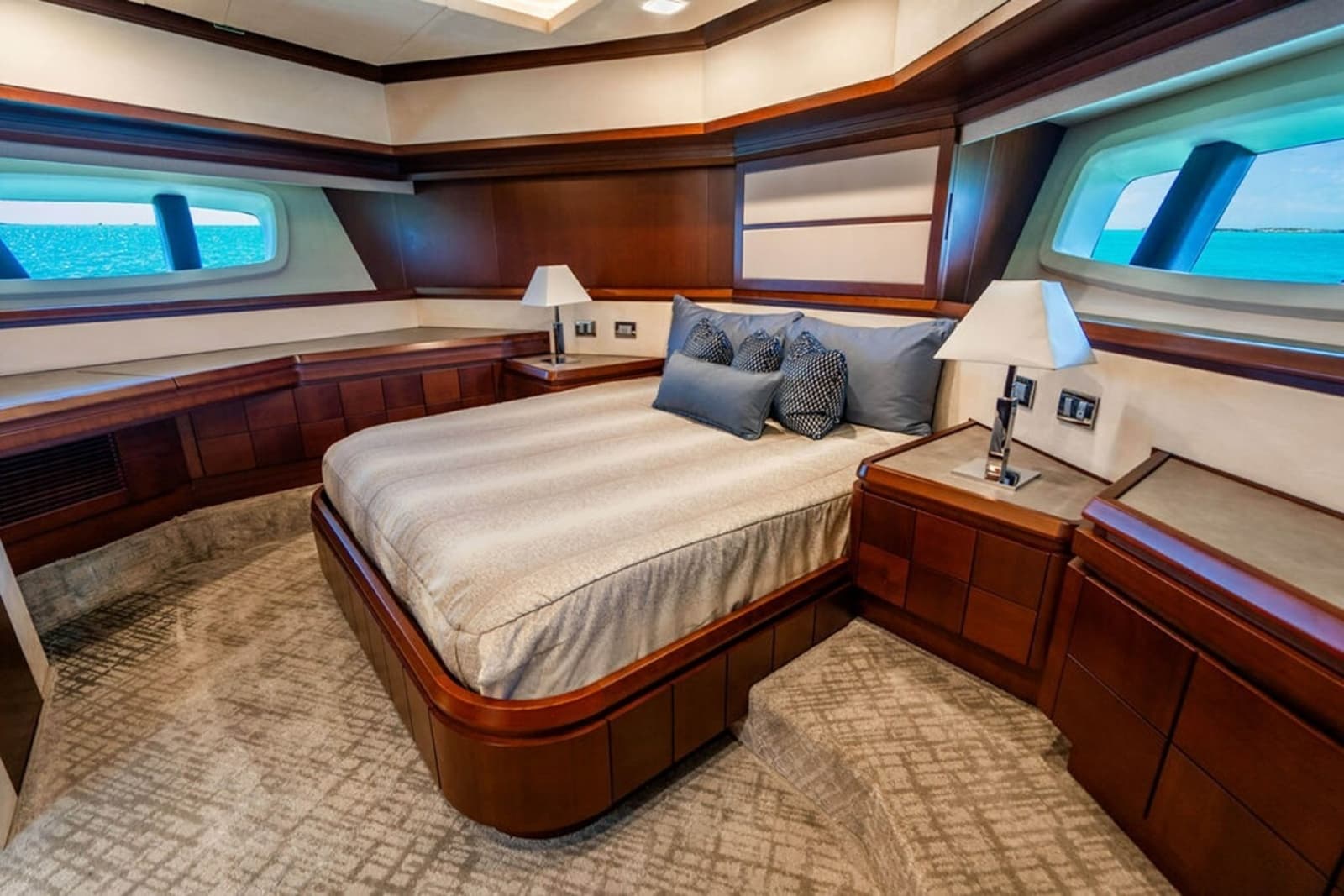 2008 Azimut Flybridge - Photo 18