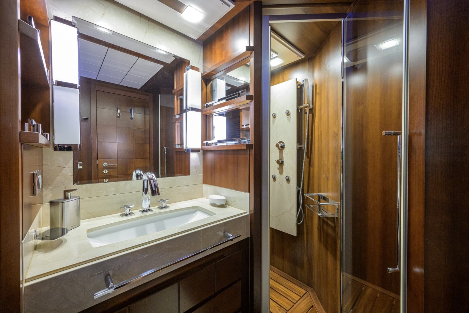 2008 Azimut Flybridge - Photo 25