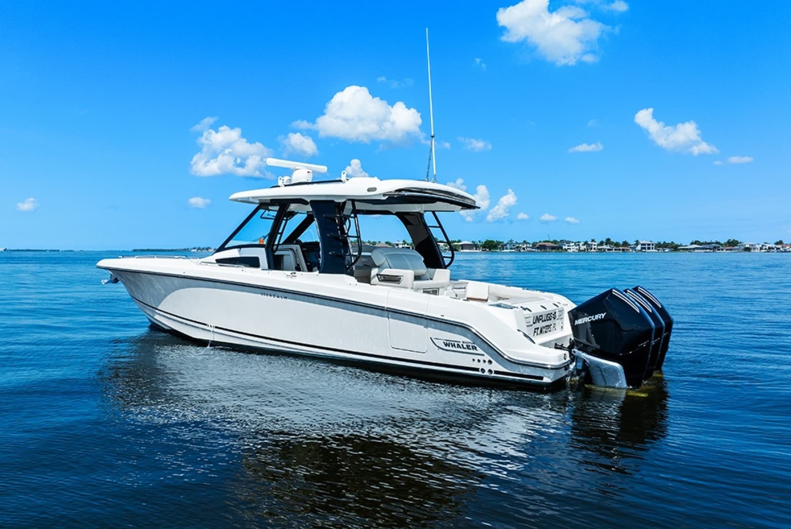 2023 Boston Whaler 350 Realm - Photo 7