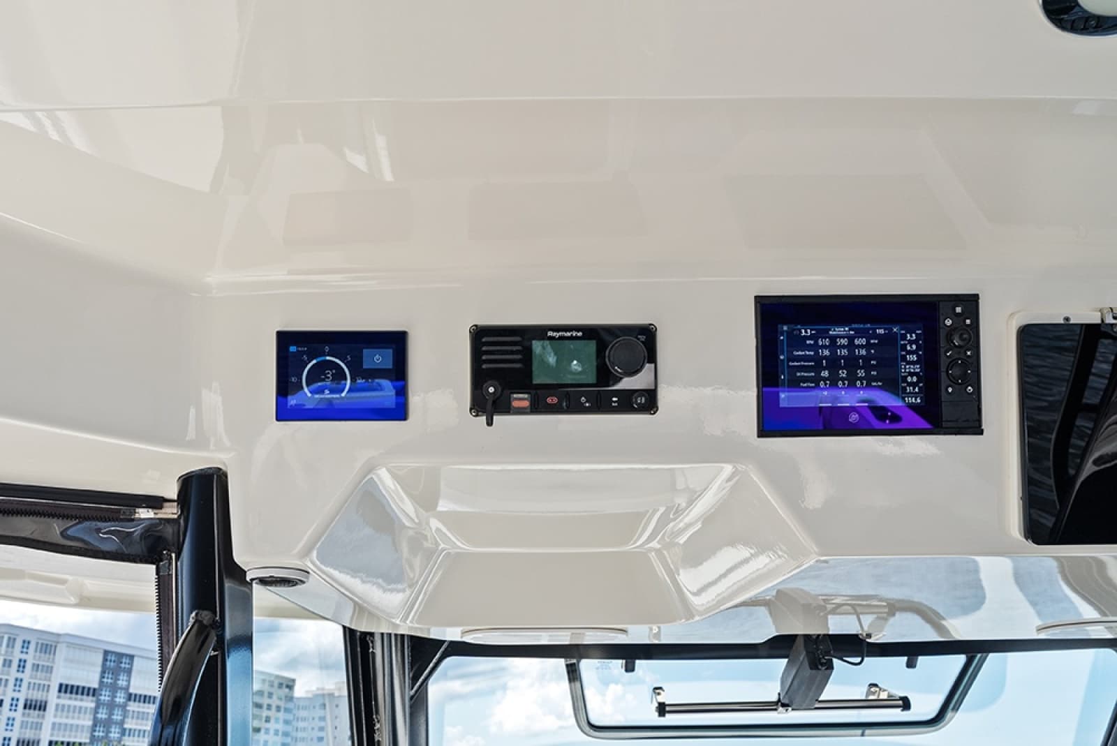2023 Boston Whaler 350 Realm - Photo 59