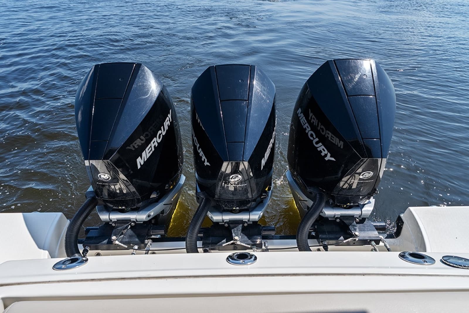 2023 Boston Whaler 350 Realm - Photo 44