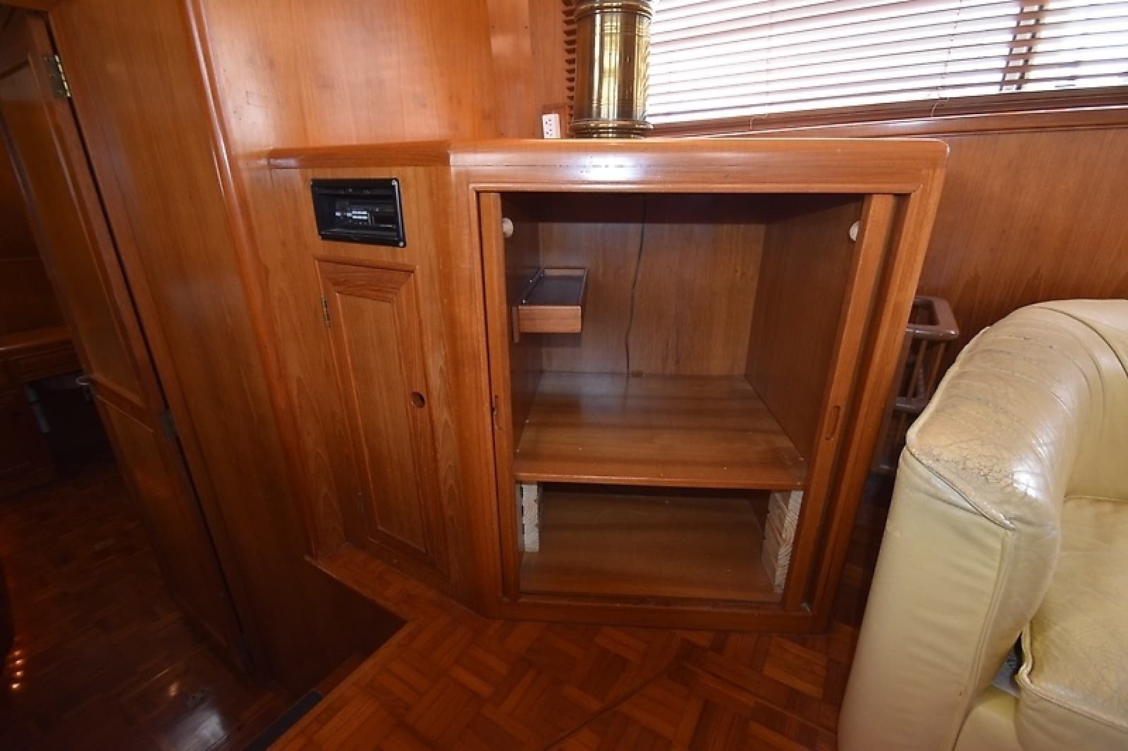 1994 Ocean Alexander 423 Classico - Photo 81
