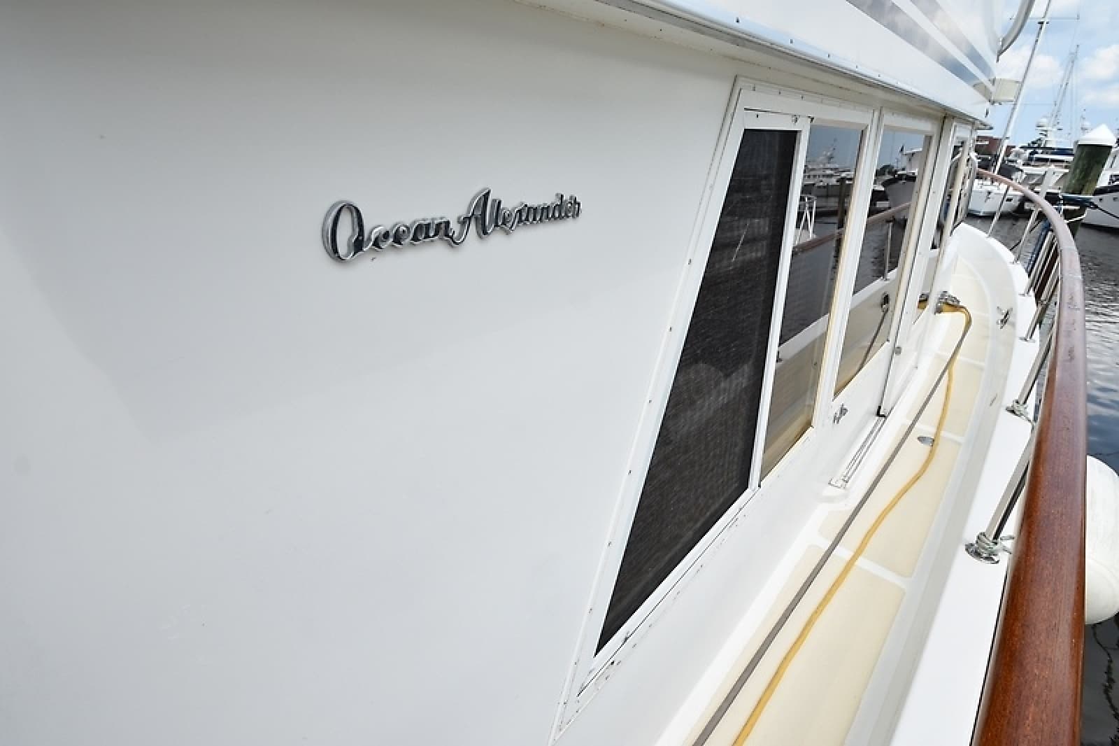 1994 Ocean Alexander 423 Classico - Photo 38