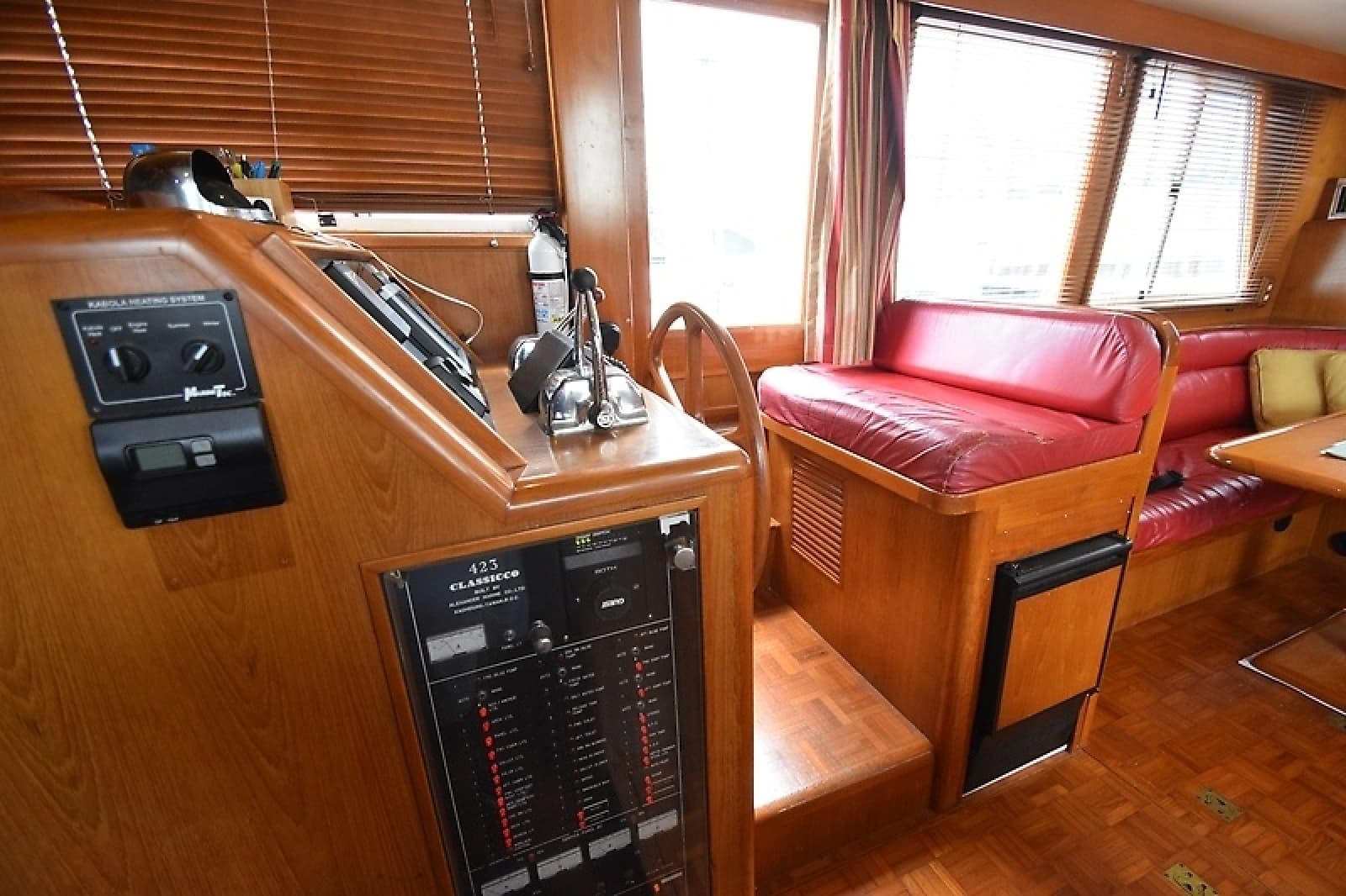 1994 Ocean Alexander 423 Classico - Photo 48