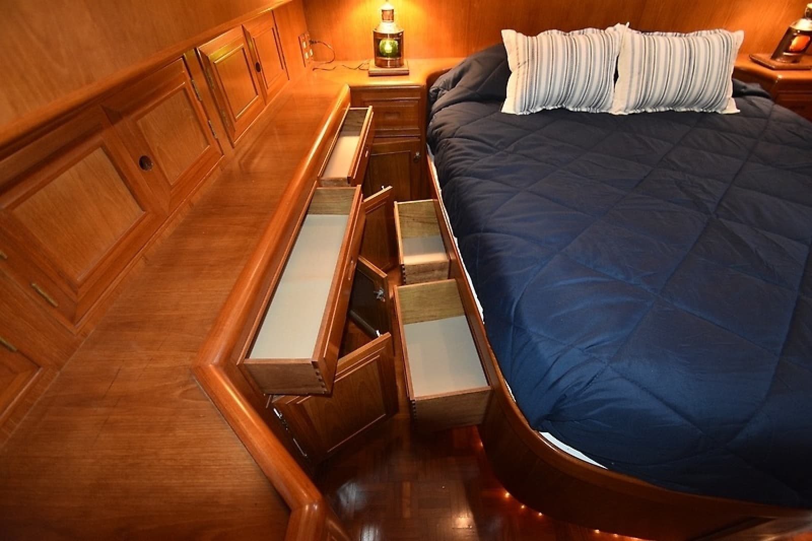 1994 Ocean Alexander 423 Classico - Photo 86