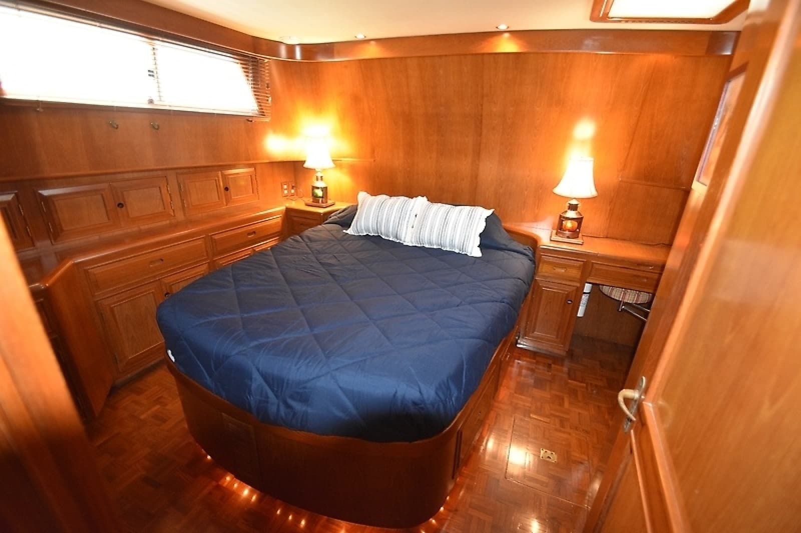 1994 Ocean Alexander 423 Classico - Photo 83