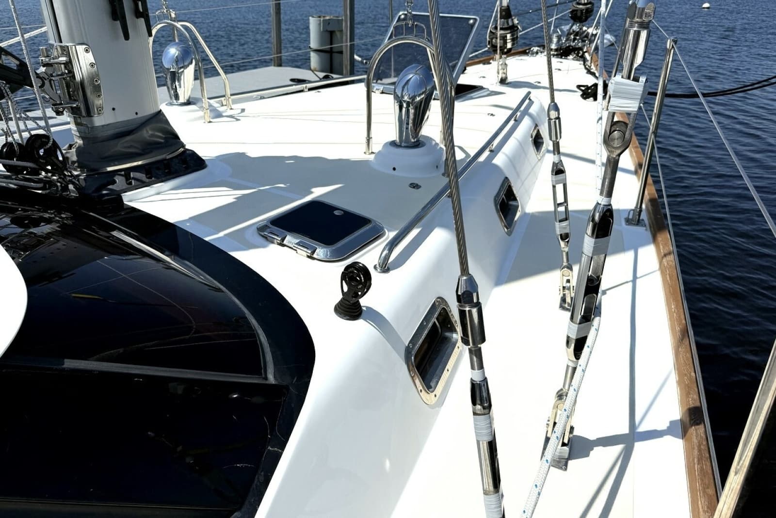 2016 Hylas 56 - Photo 14