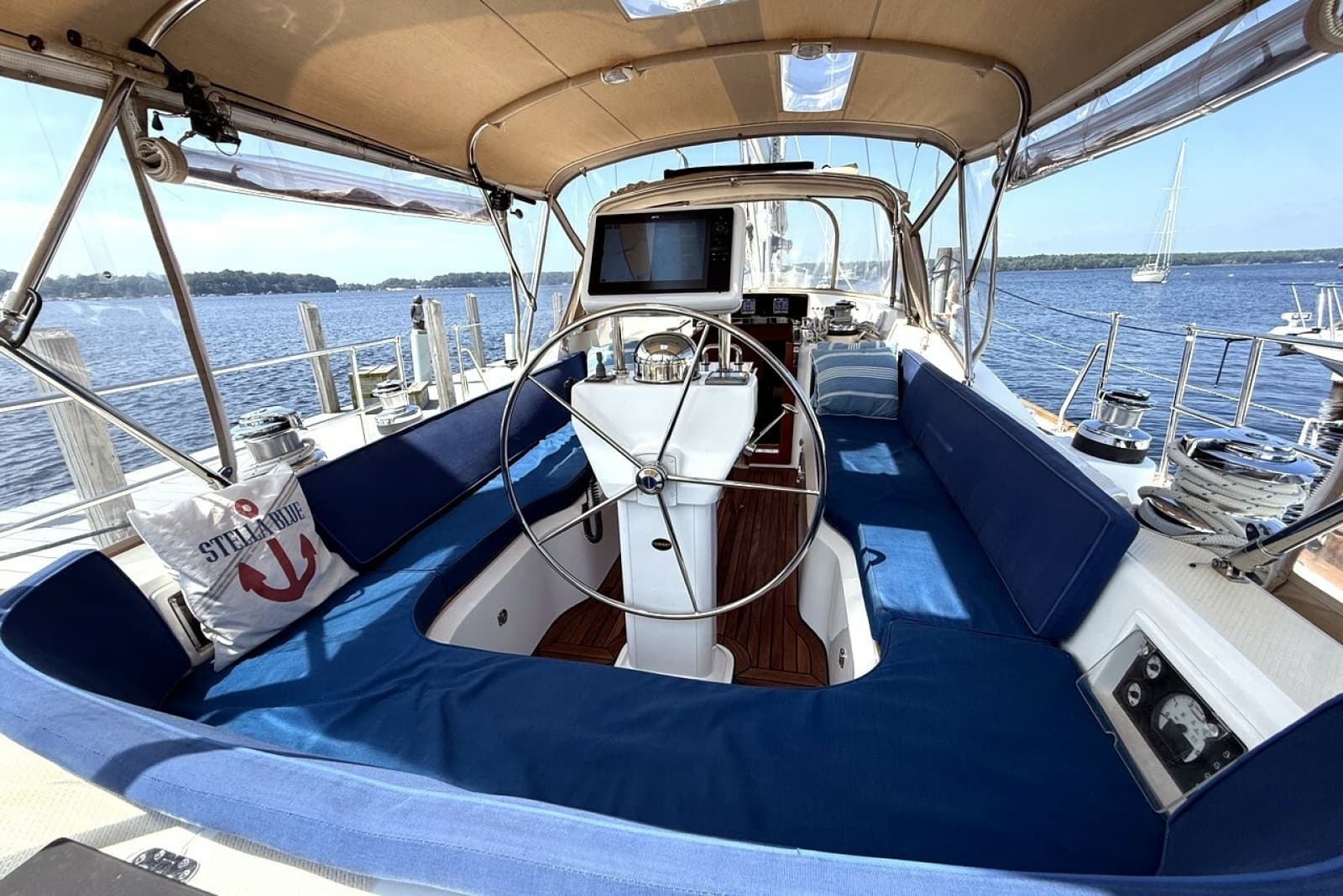 2016 Hylas 56 - Photo 18