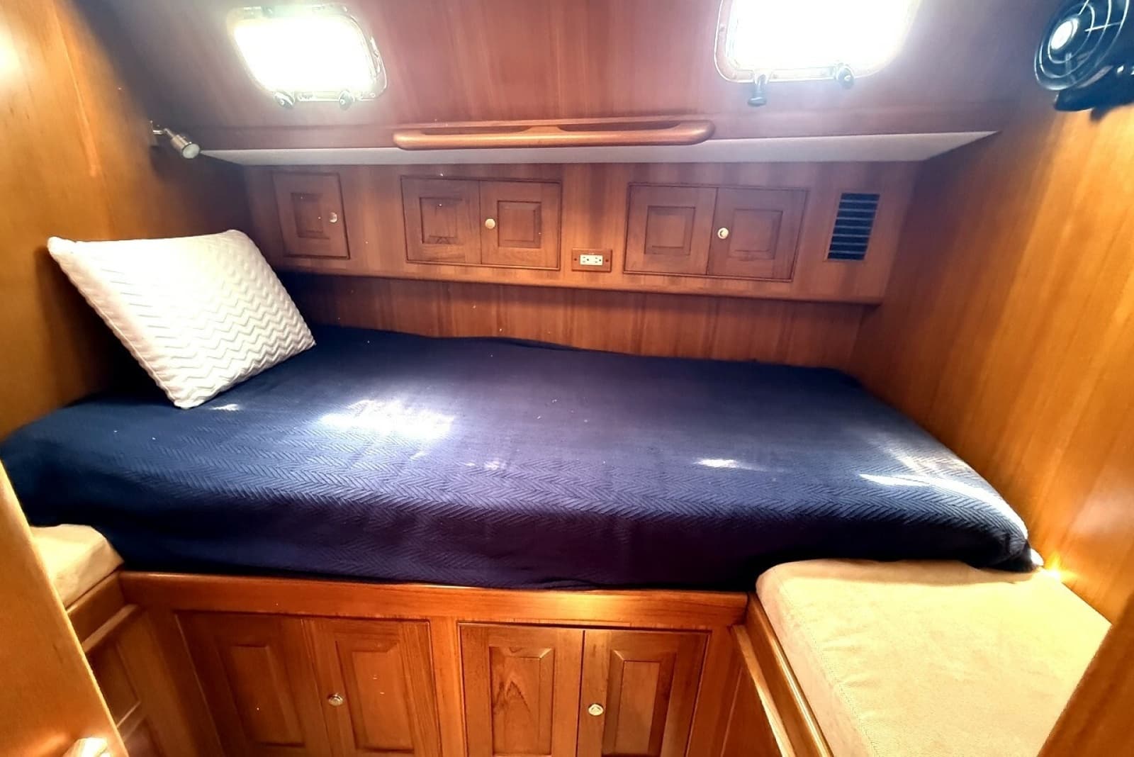 2016 Hylas 56 - Photo 40