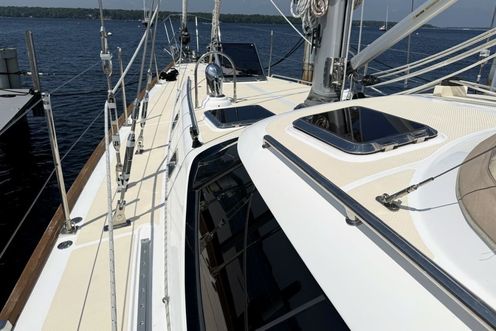 2016 Hylas 56 - Photo 15