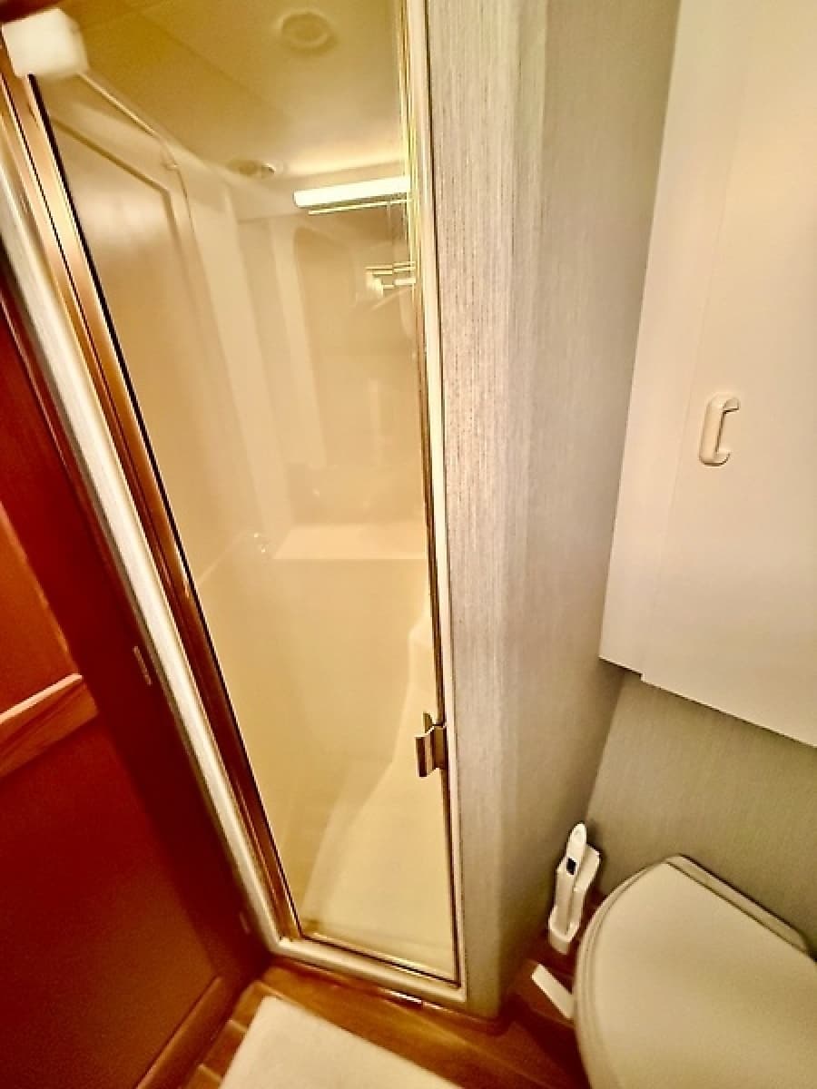 2005 Ocean 46 Super Sport - Photo 18