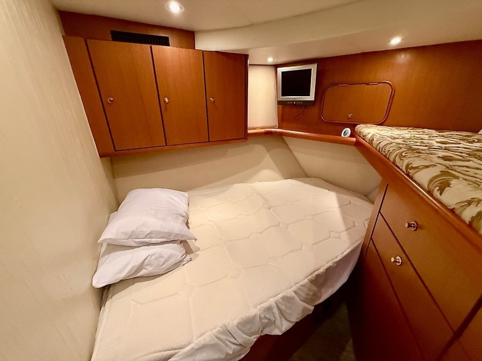 2005 Ocean 46 Super Sport - Photo 24