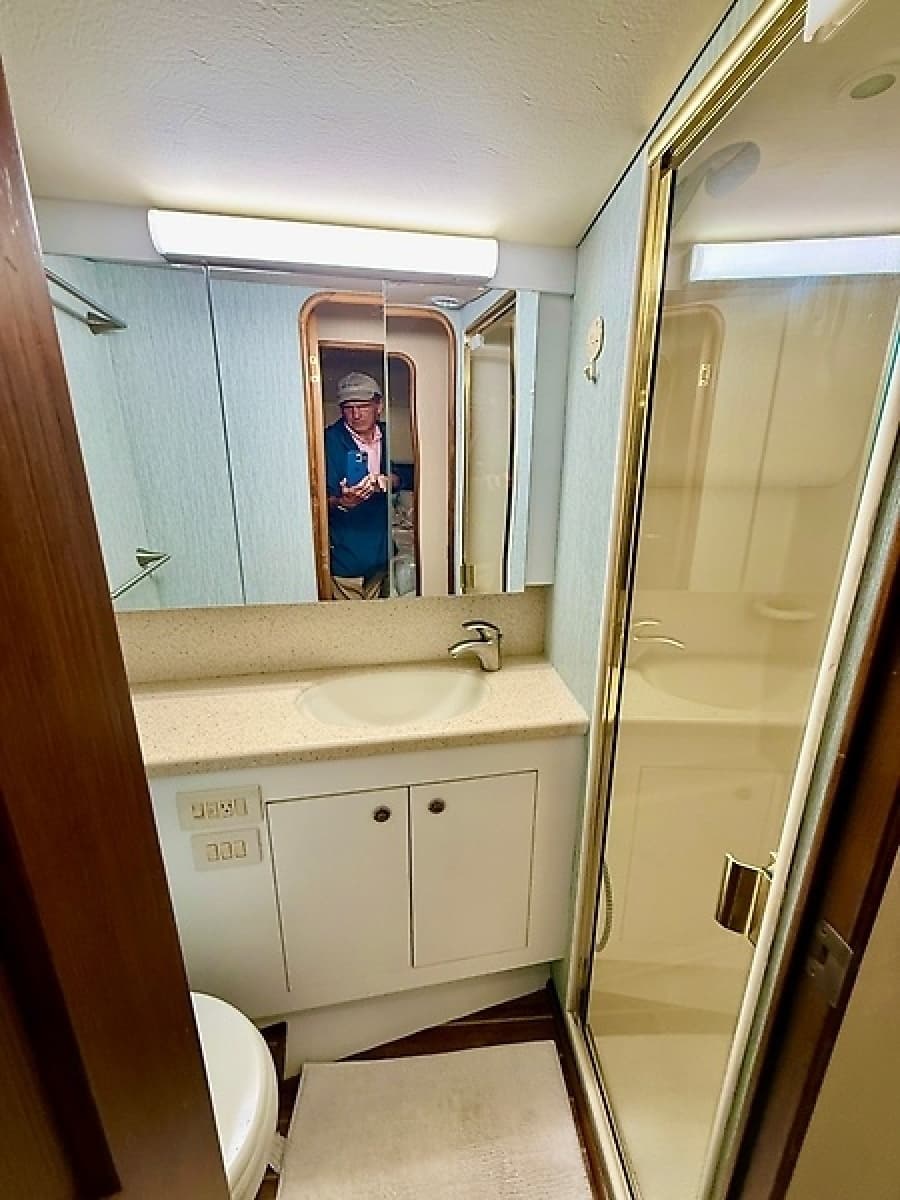 2005 Ocean 46 Super Sport - Photo 20
