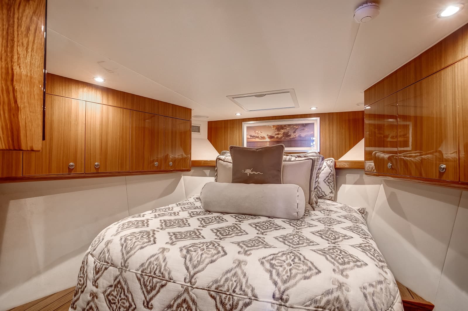 2021 Viking 46 Billfish - Photo 19