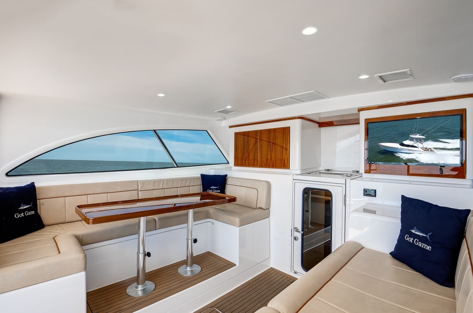 2021 Viking 46 Billfish - Photo 15