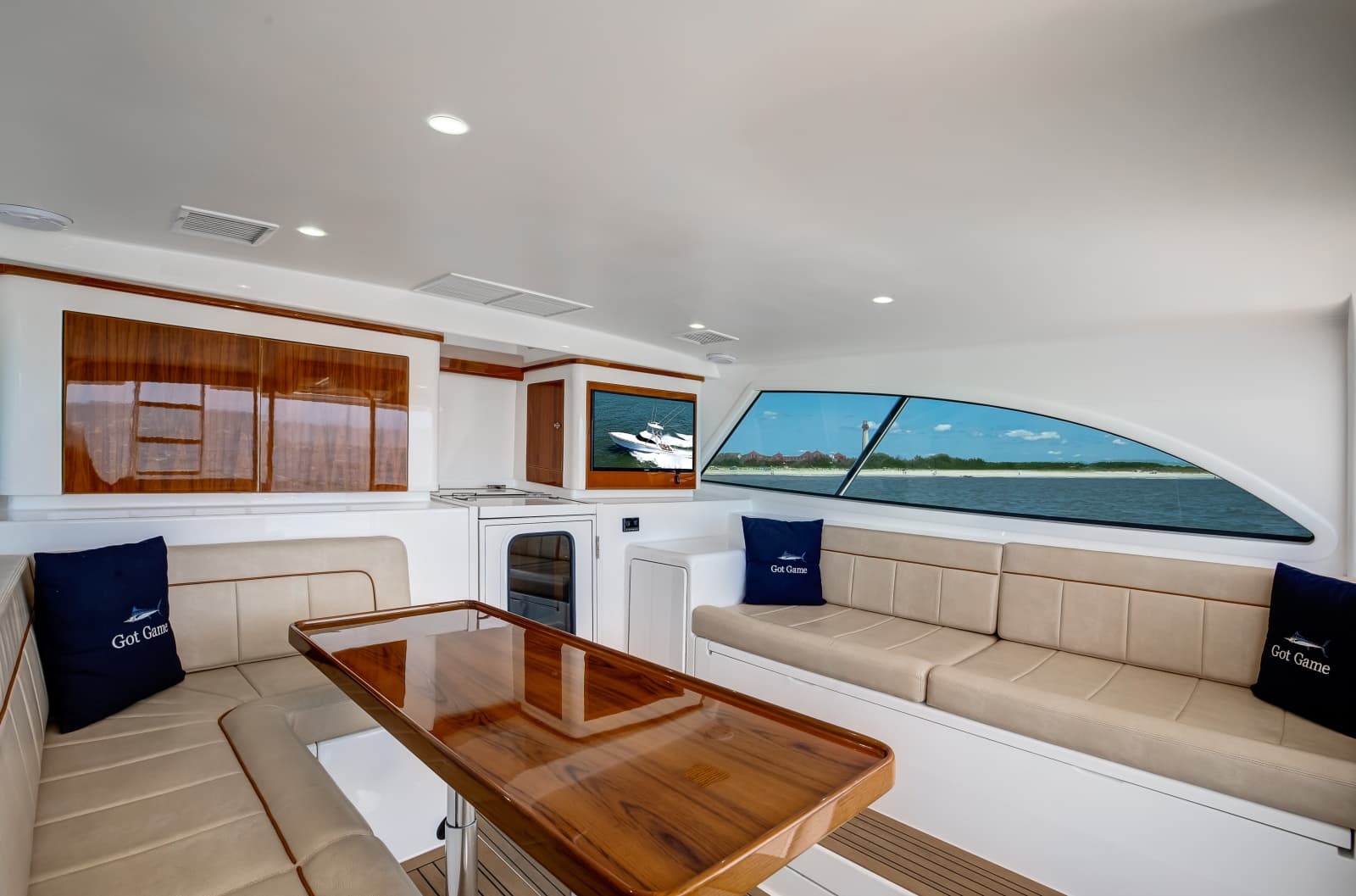 2021 Viking 46 Billfish - Photo 17