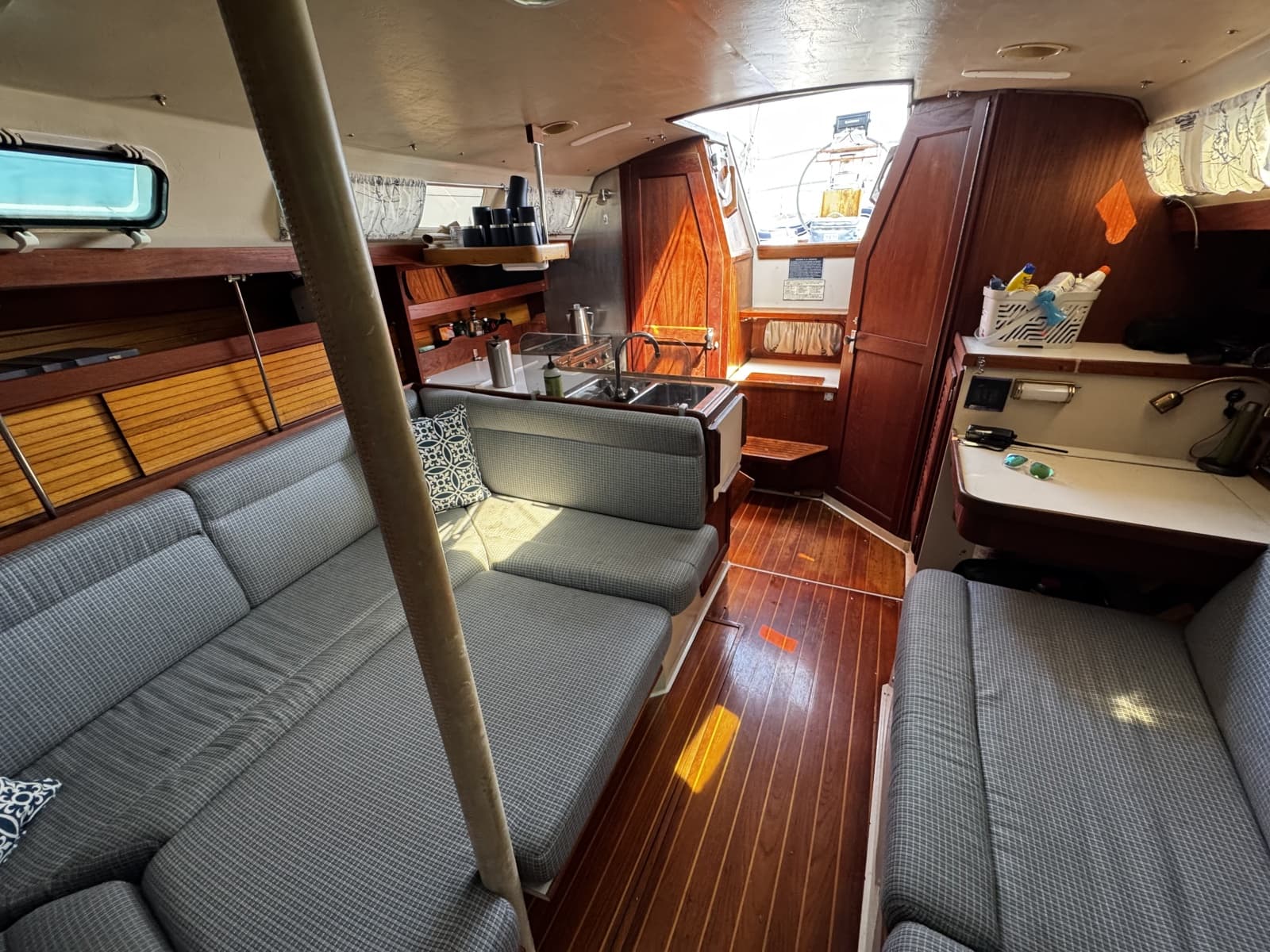 1986 Catalina 34 - Photo 6