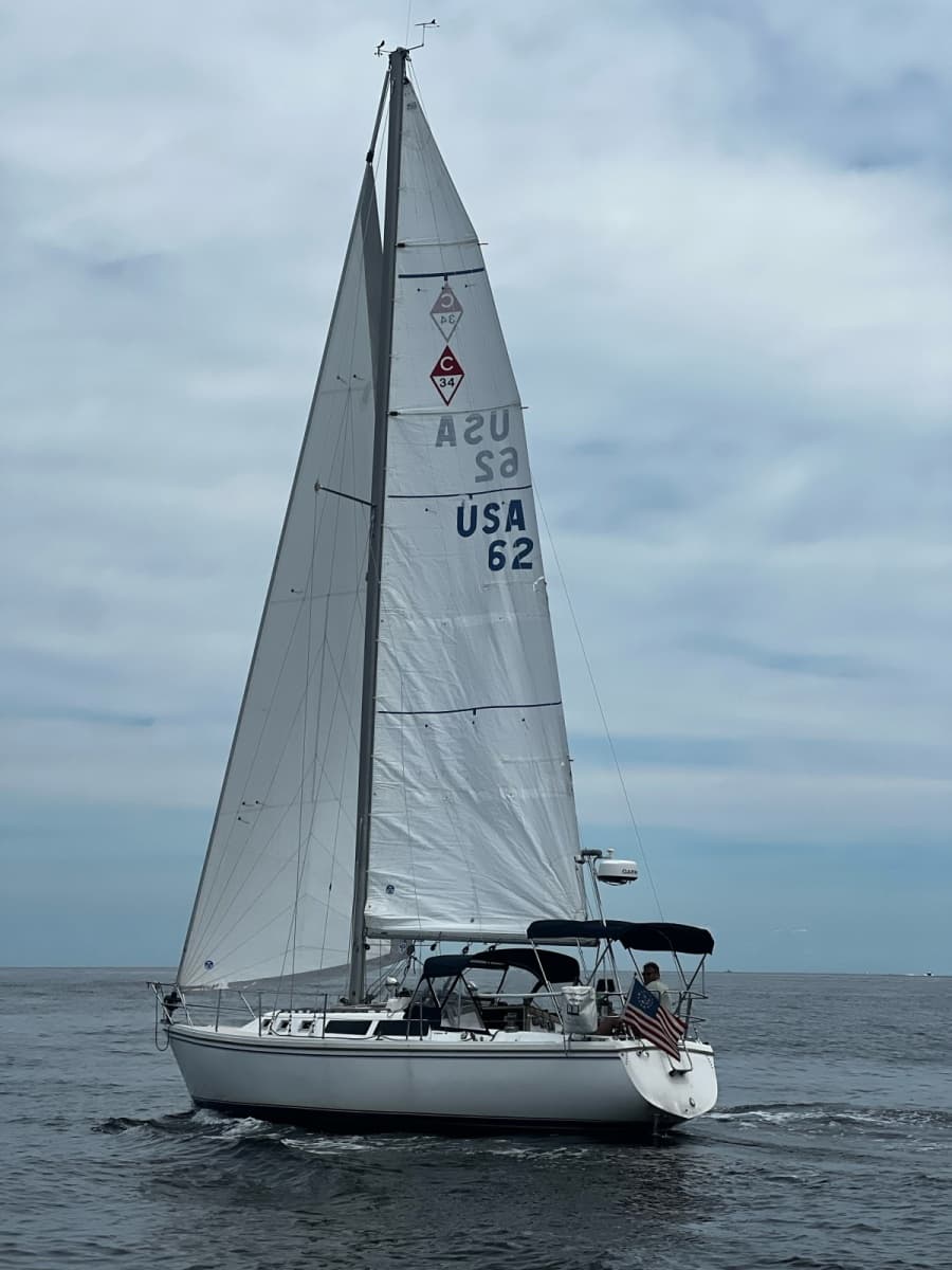 1986 Catalina 34 - Photo 2