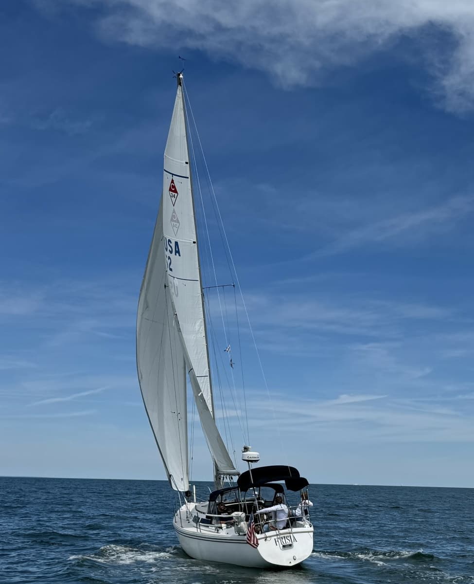 1986 Catalina 34 - Photo 1