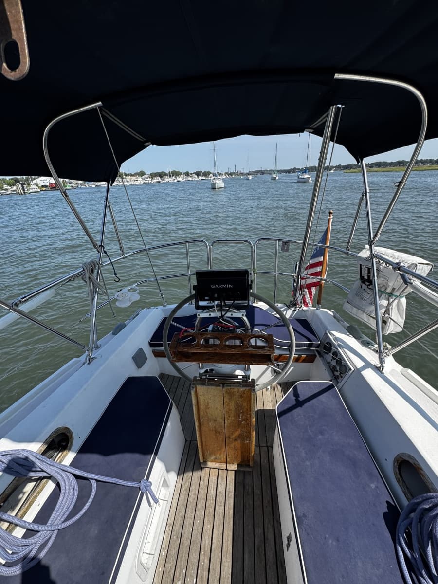 1986 Catalina 34 - Photo 3