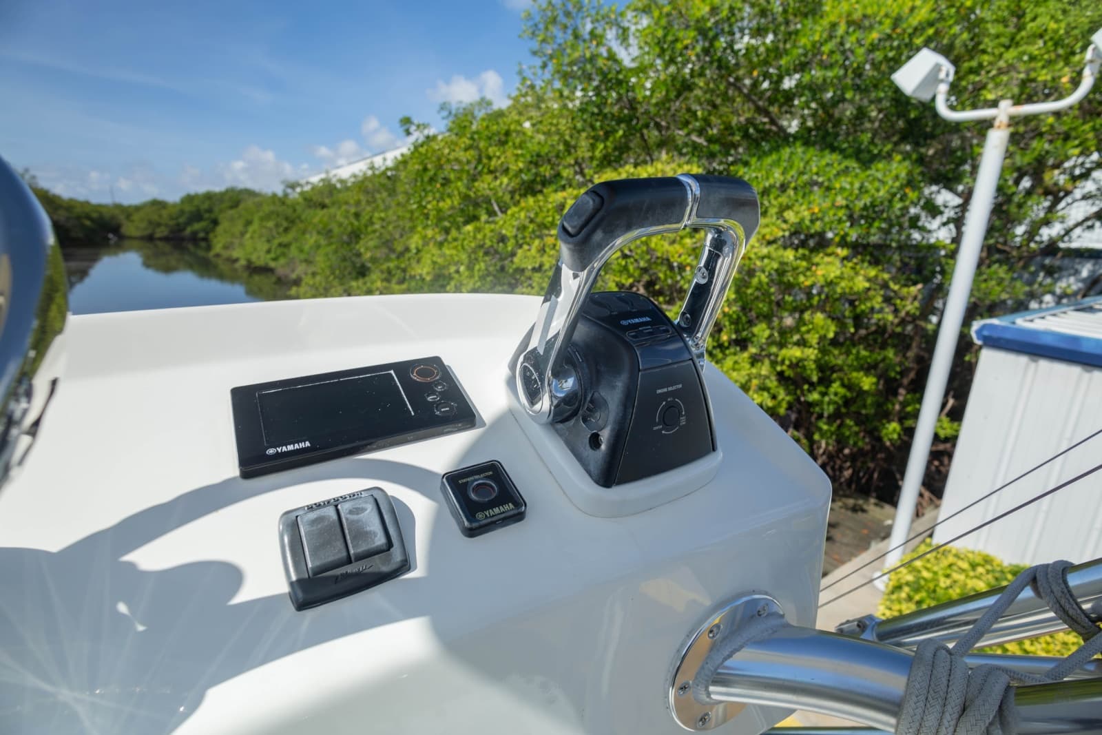2016 SeaVee 390Z - Photo 43