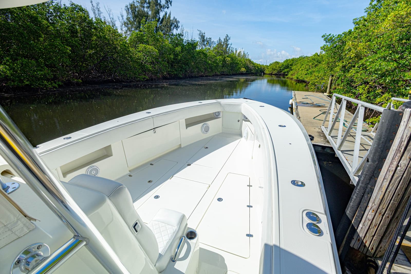2016 SeaVee 390Z - Photo 10