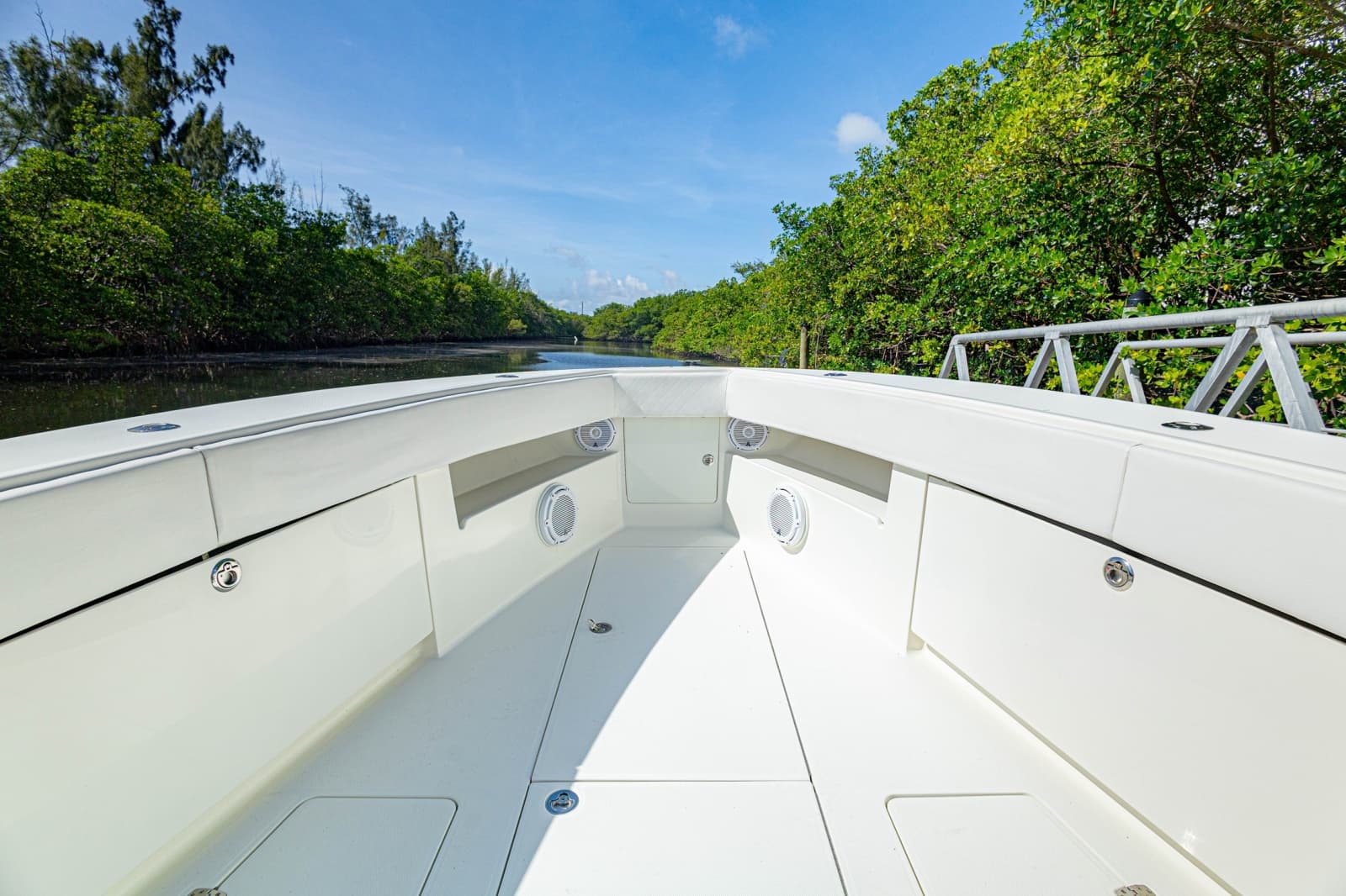 2016 SeaVee 390Z - Photo 11