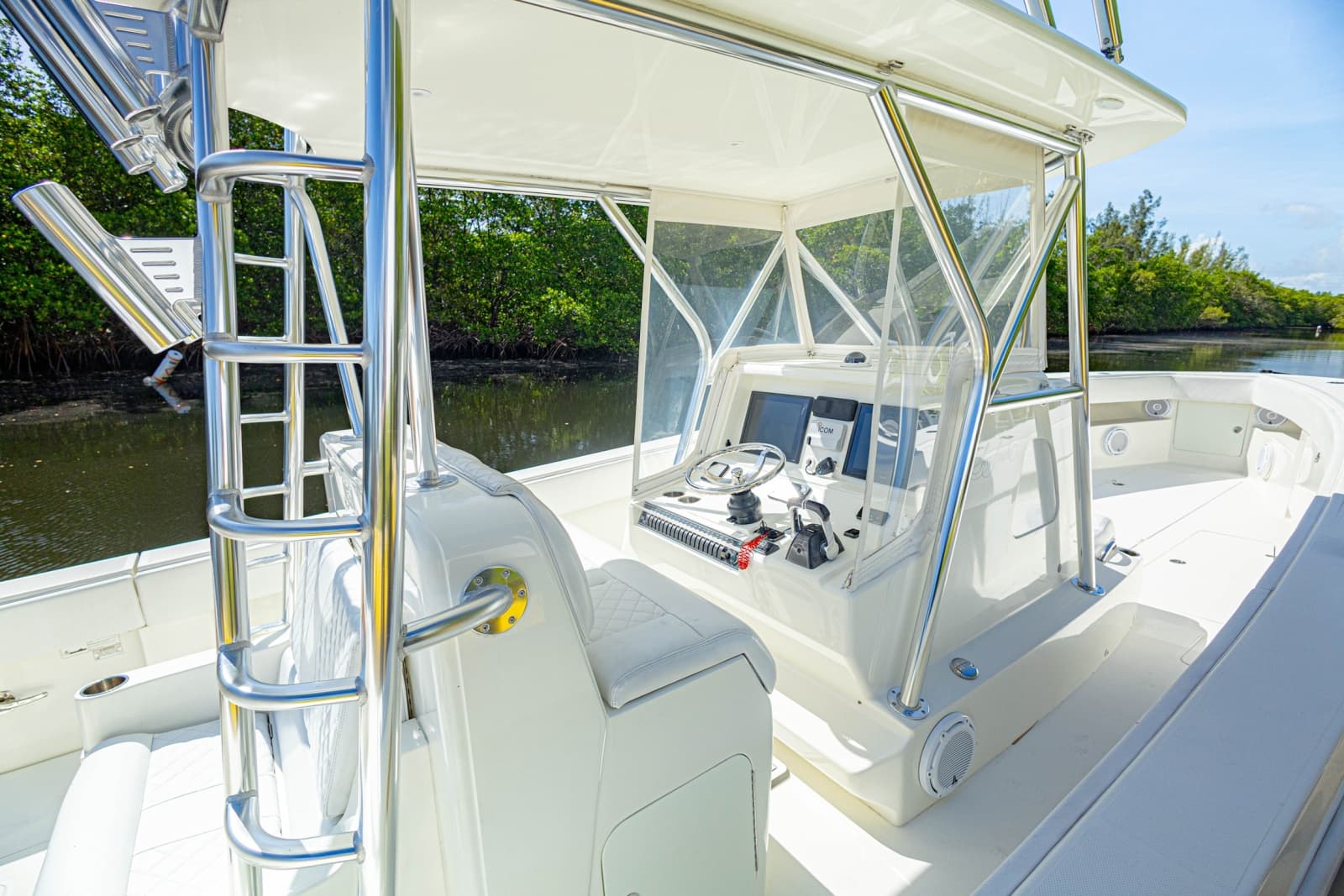 2016 SeaVee 390Z - Photo 9
