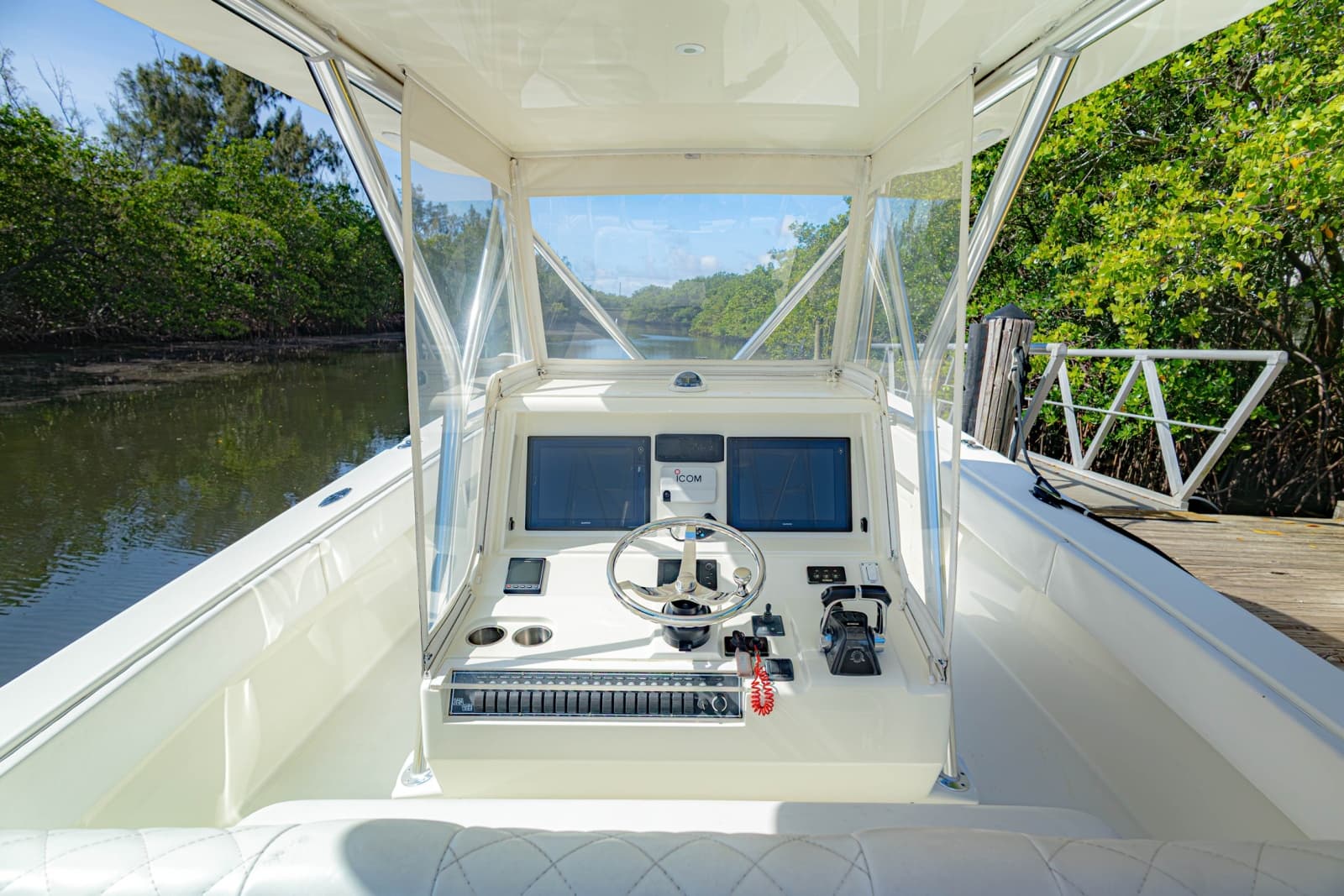 2016 SeaVee 390Z - Photo 25