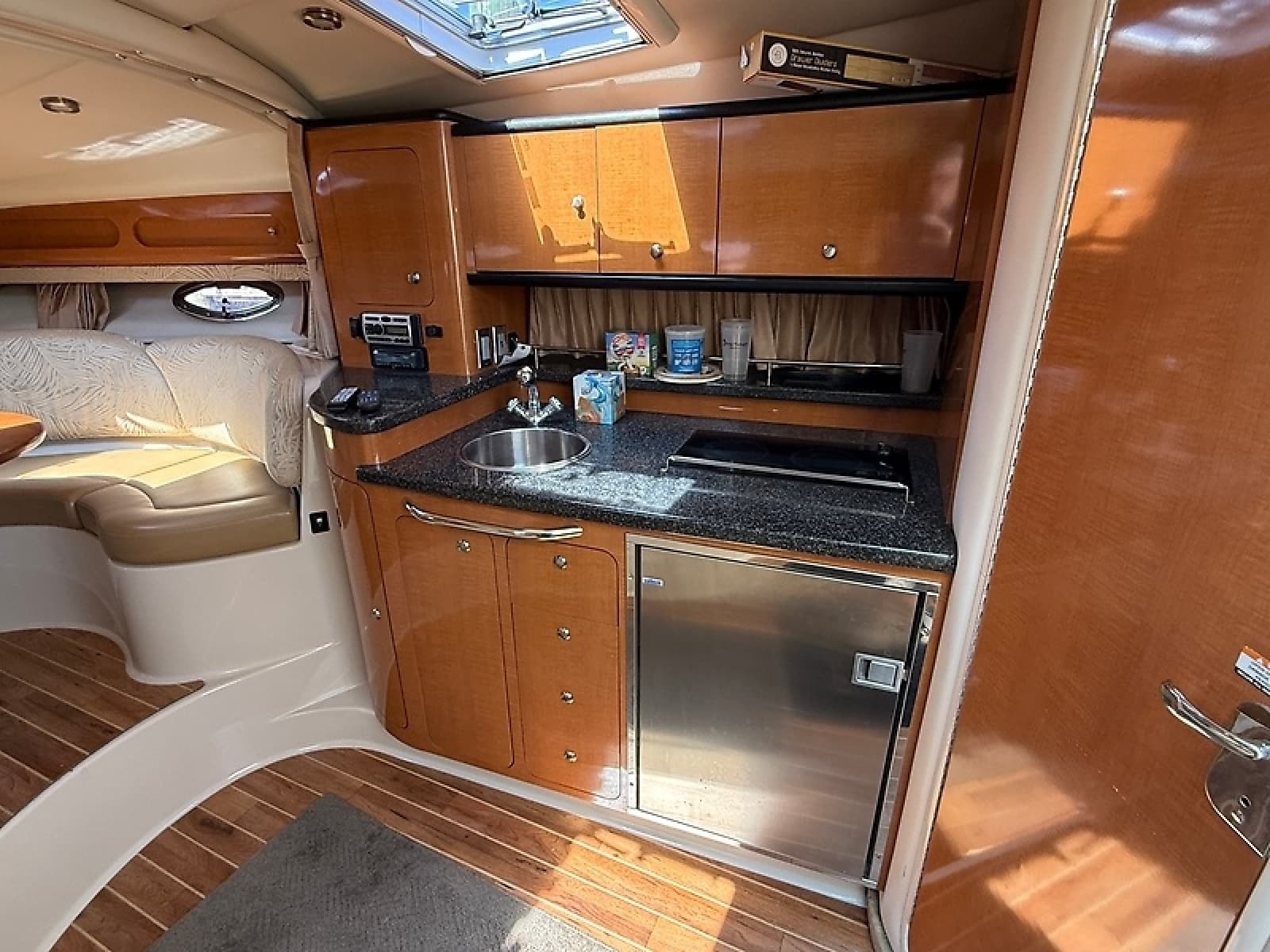 2007 Chaparral Signature 330 - Photo 27