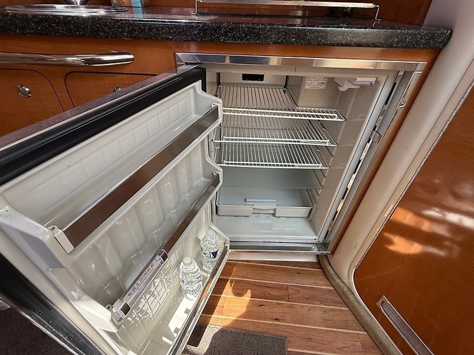 2007 Chaparral Signature 330 - Photo 33