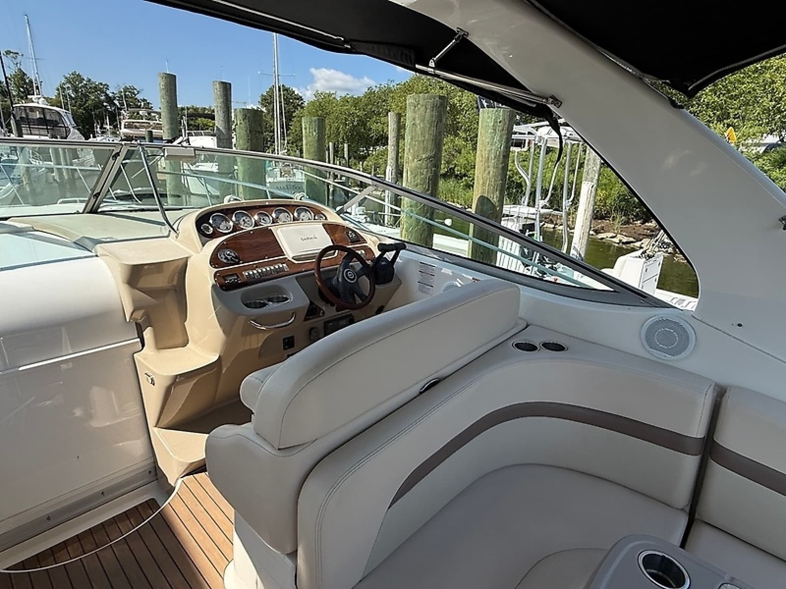 2007 Chaparral Signature 330 - Photo 6