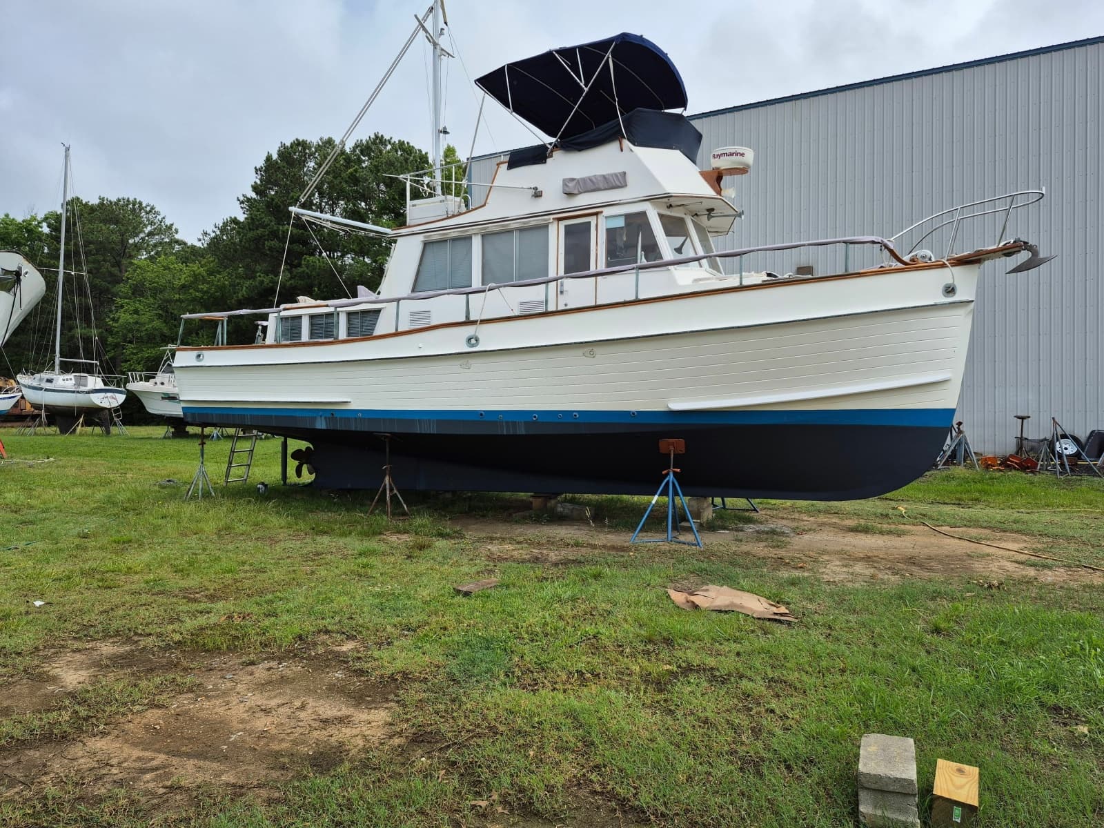 1983 Grand Banks Classic 36 - Photo 3