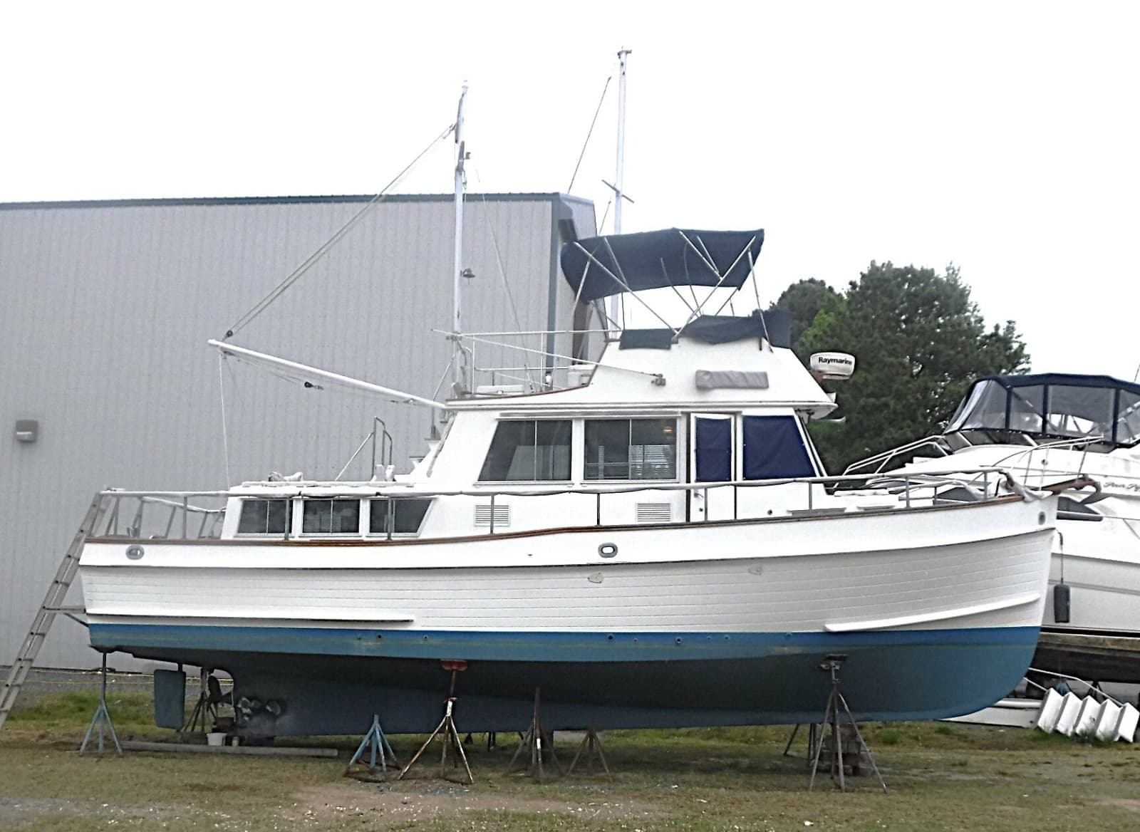 1983 Grand Banks Classic 36 - Photo 3