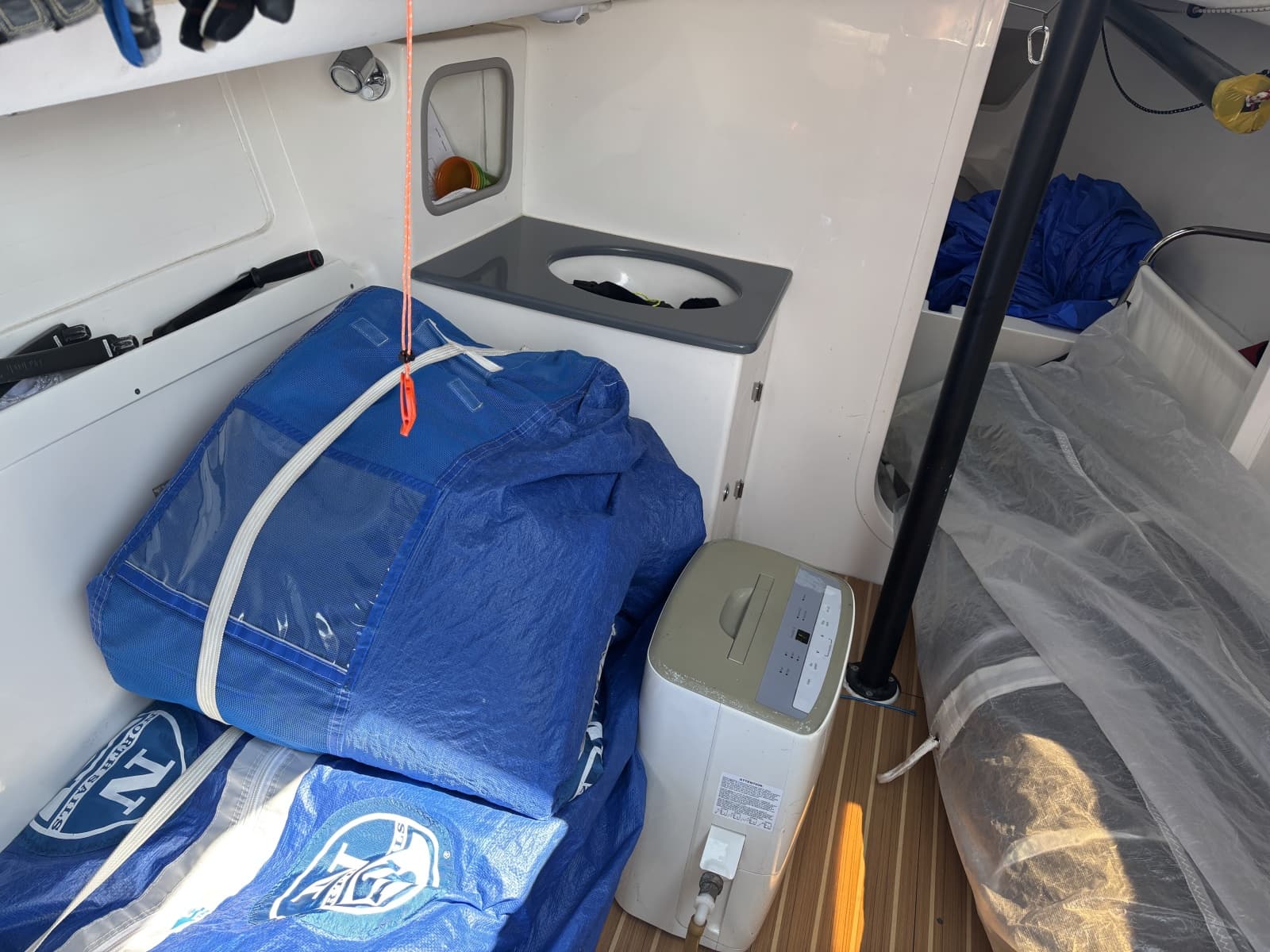 2015 J Boats J/88 - Photo 9