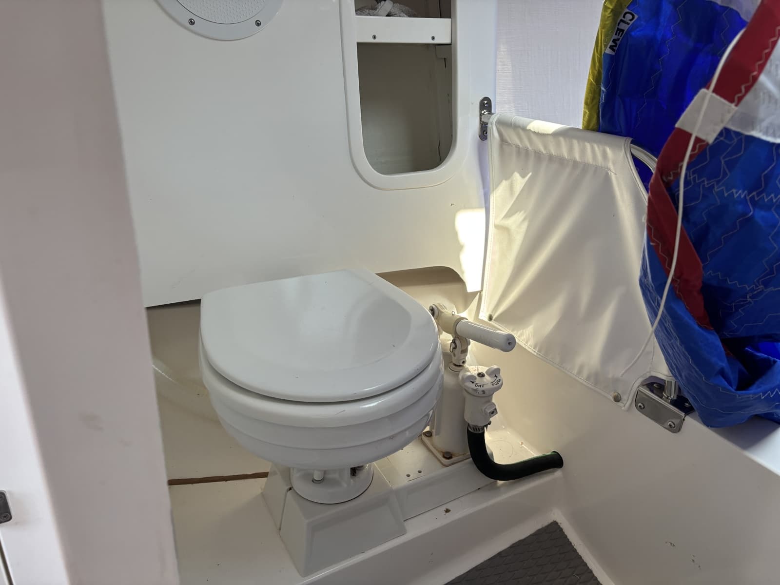2015 J Boats J/88 - Photo 13