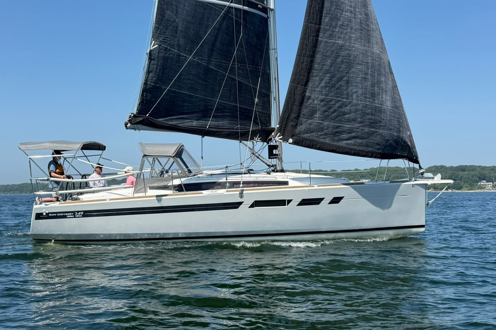 2022 Jeanneau Sun Odyssey 349 - Photo 1