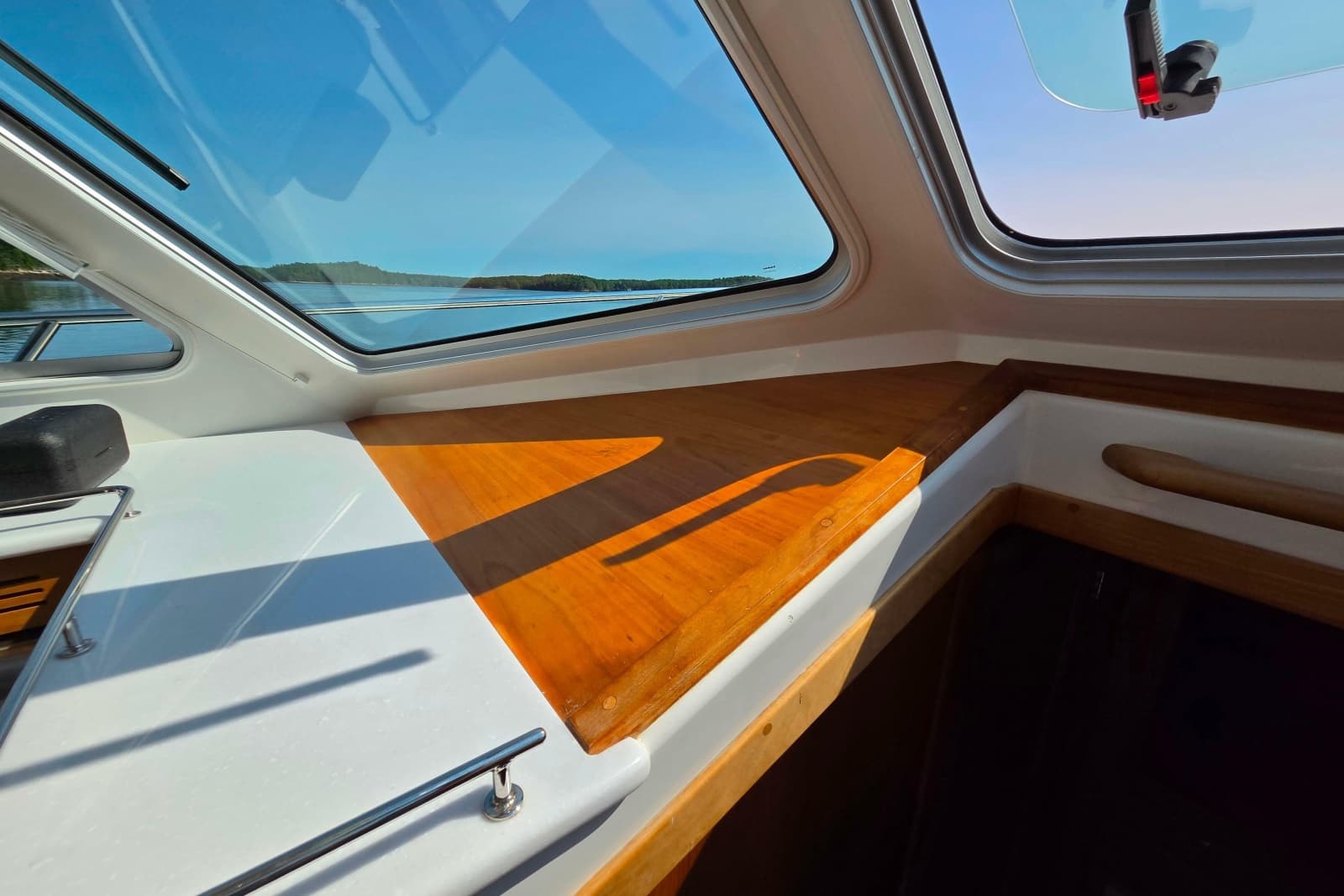 2018 Back Cove 37 - Photo 16