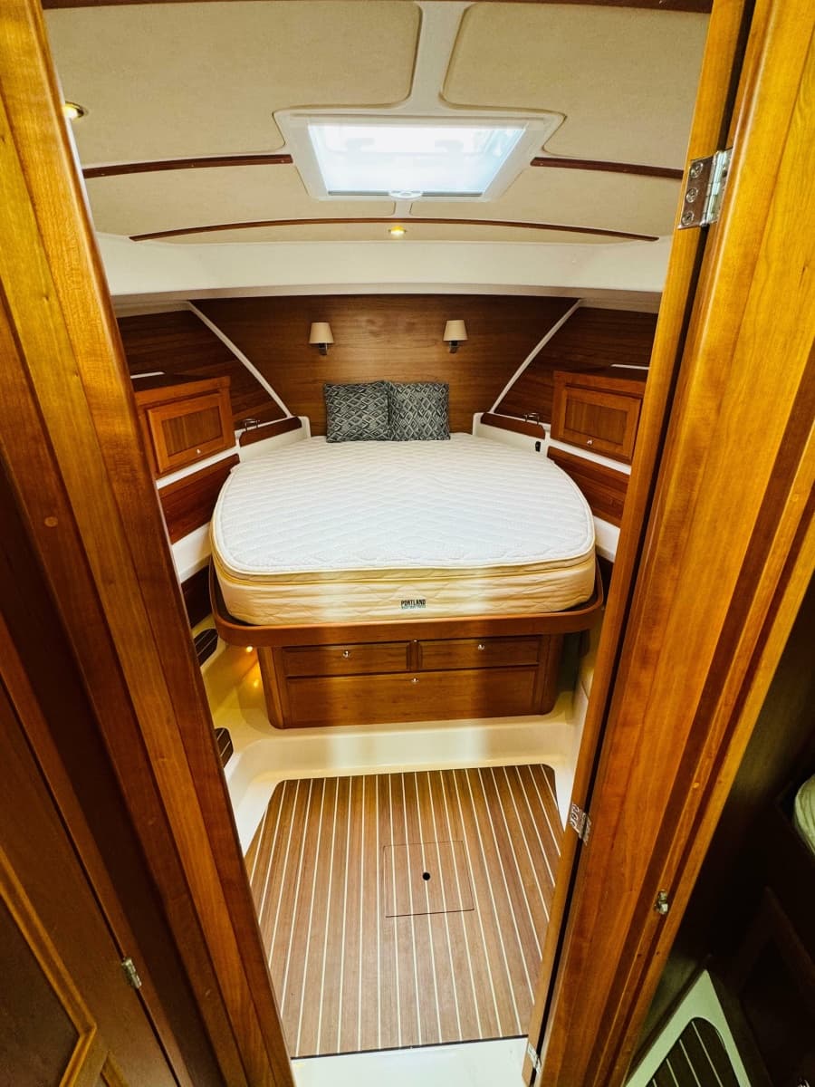 2018 Back Cove 37 - Photo 37