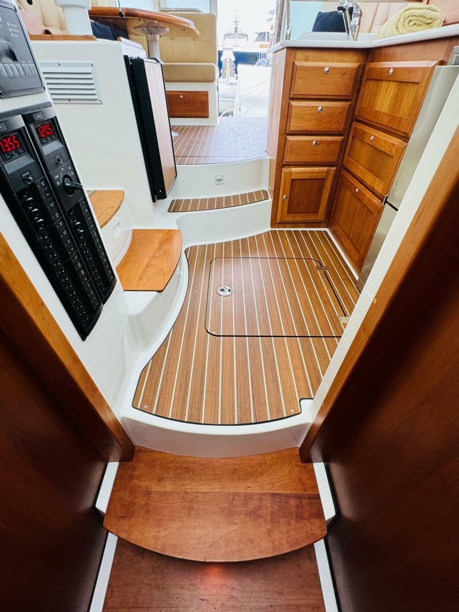 2018 Back Cove 37 - Photo 44