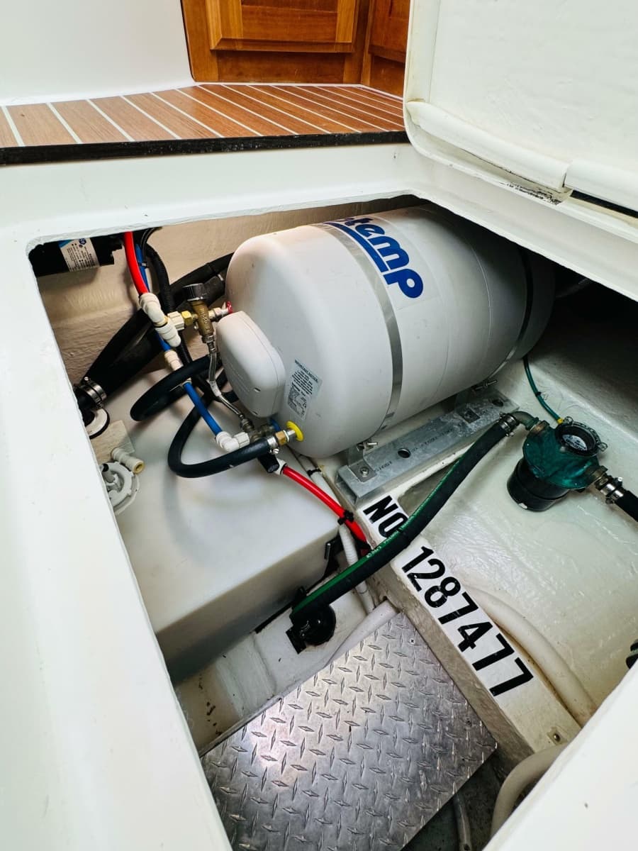 2018 Back Cove 37 - Photo 55