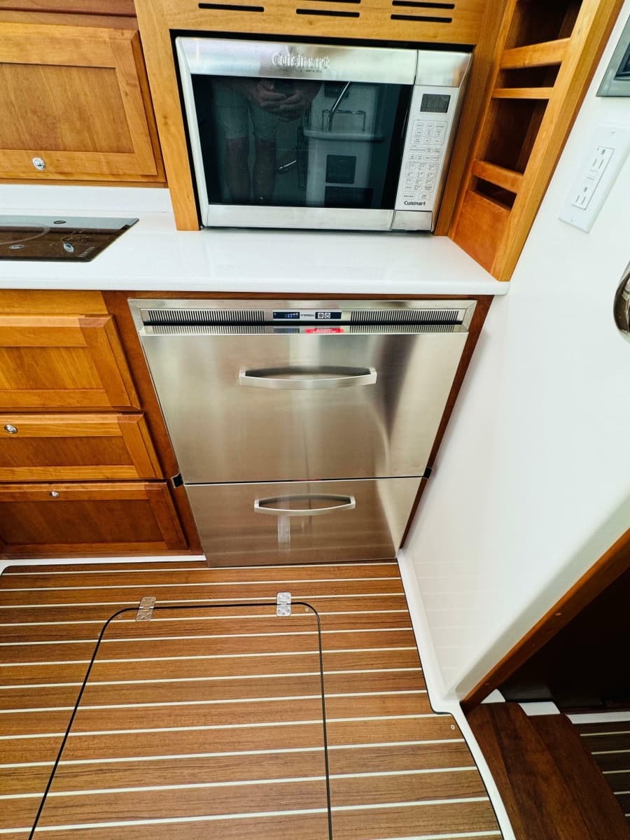 2018 Back Cove 37 - Photo 53