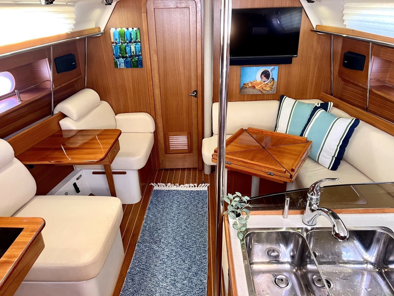 2011 Catalina 355 - Photo 12