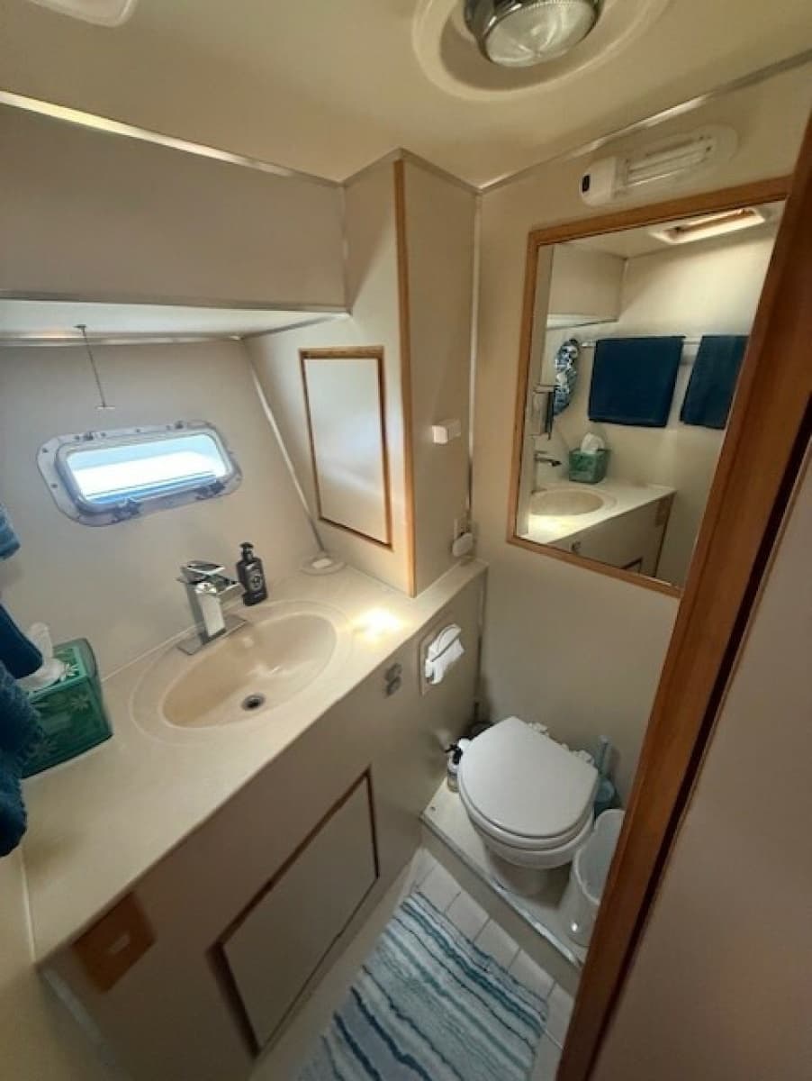 1990 Vista Sun Deck Trawler - Photo 23