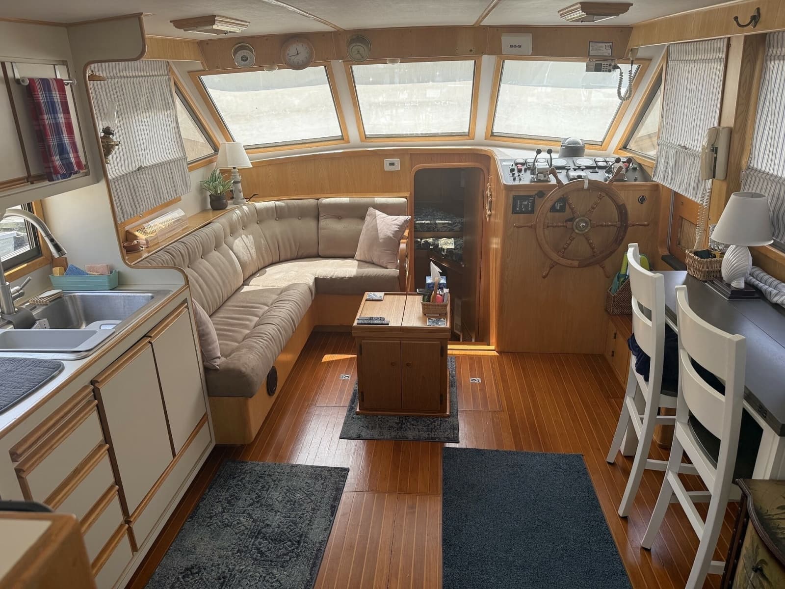 1990 Vista Sun Deck Trawler - Photo 9