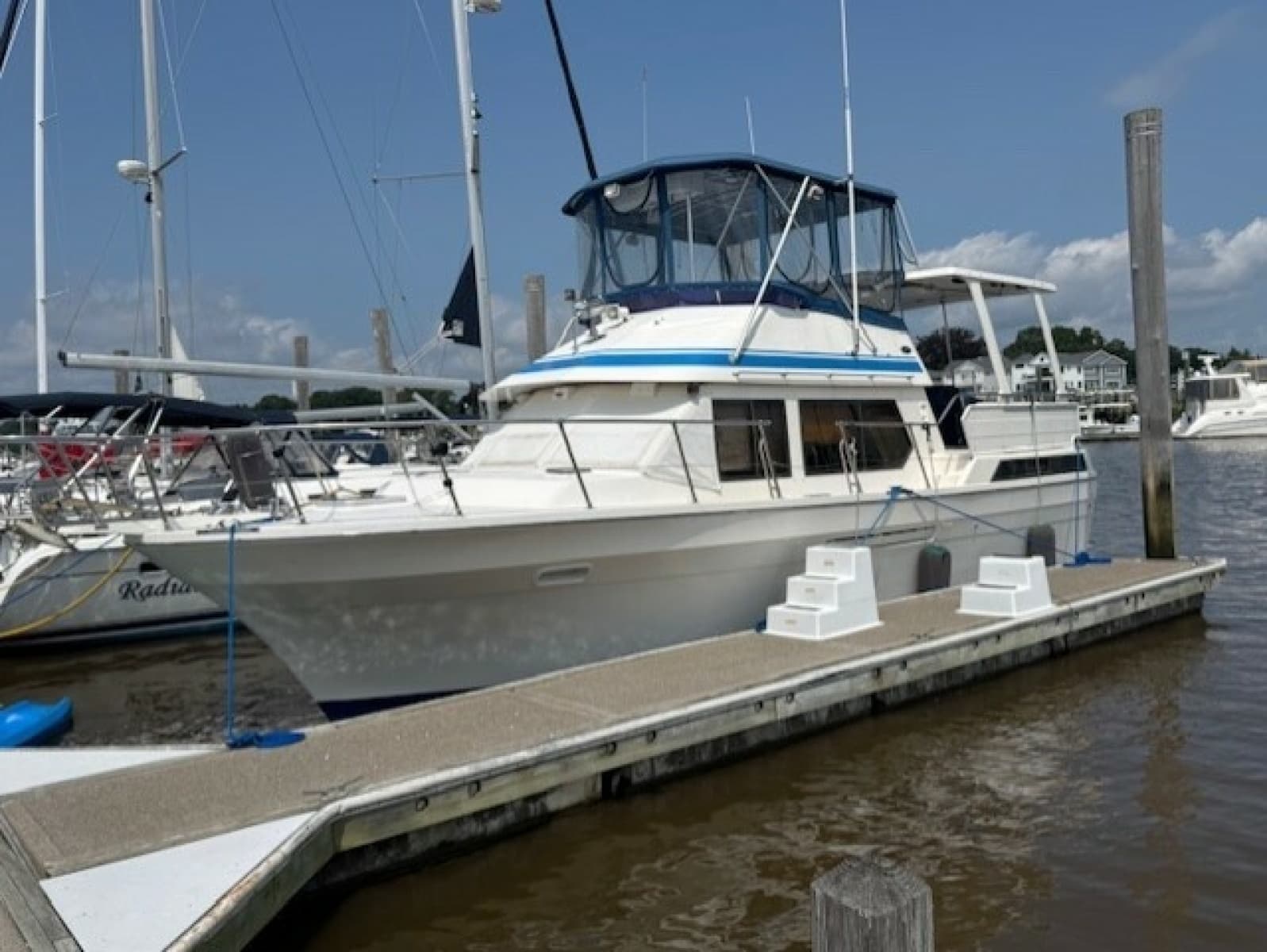 1990 Vista Sun Deck Trawler - Photo 2