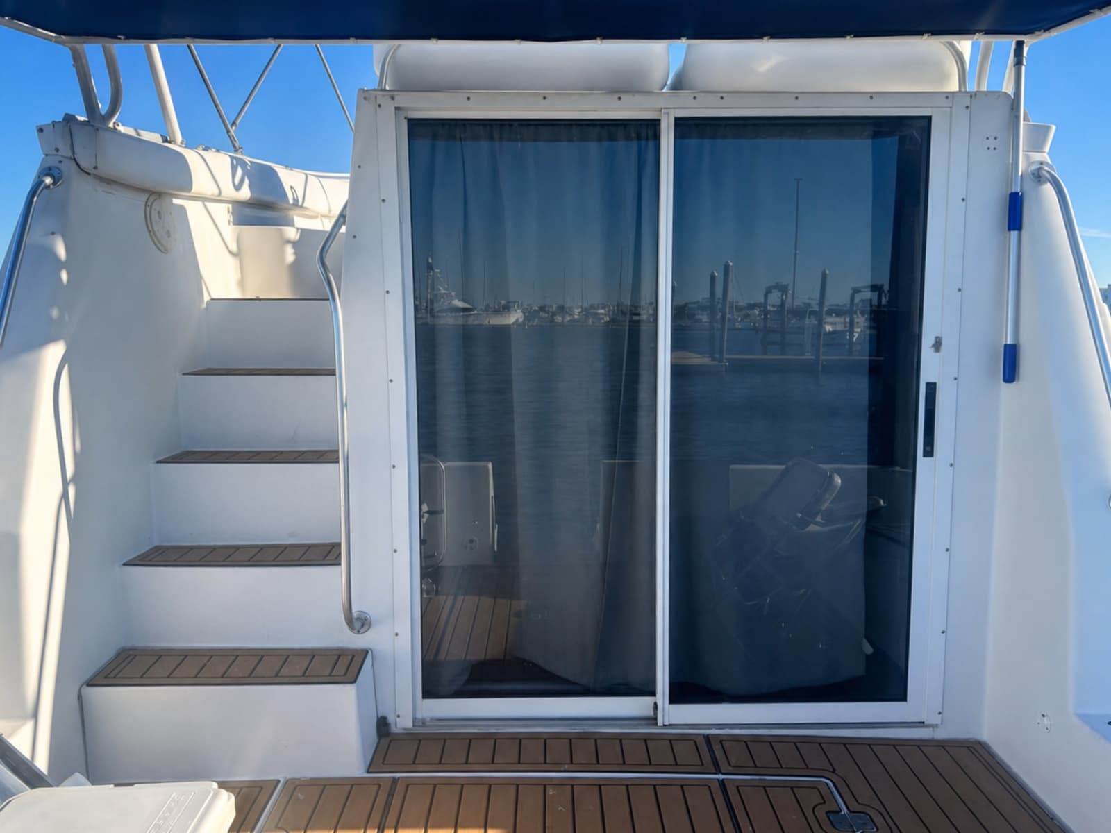 1995 Mainship 40 Sedan Bridge - Photo 3