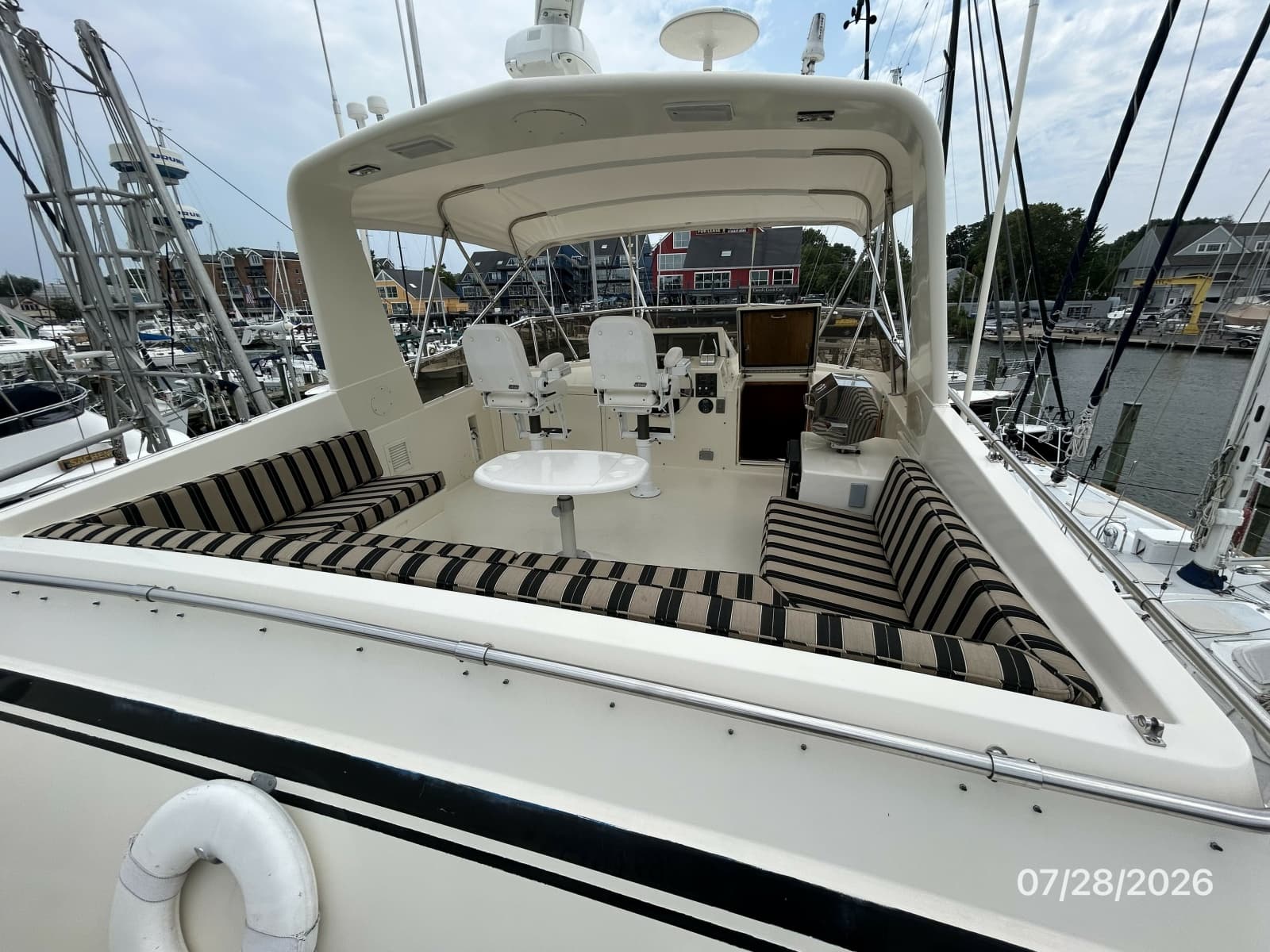1987 Hatteras  - Photo 14