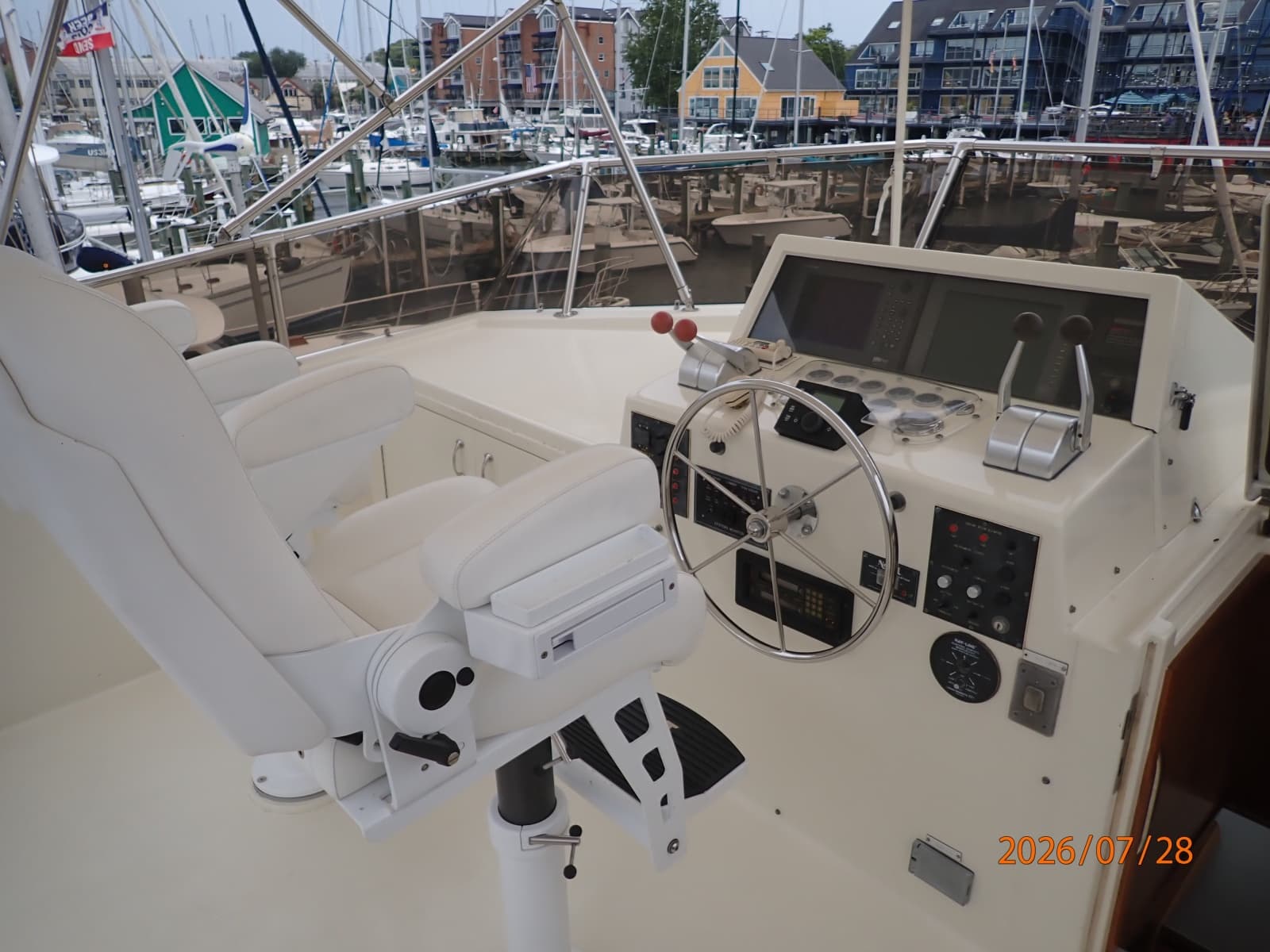1987 Hatteras  - Photo 17